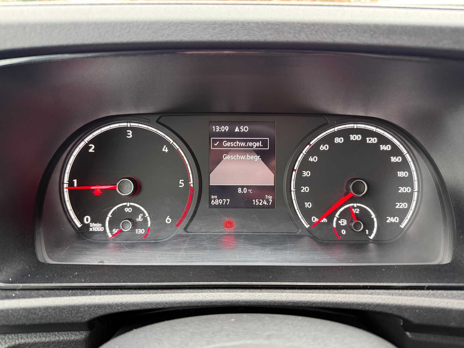 VW Caddy 2.0TDI * 8 fach * Garantie * Fahrassistenzpaket *-image-14