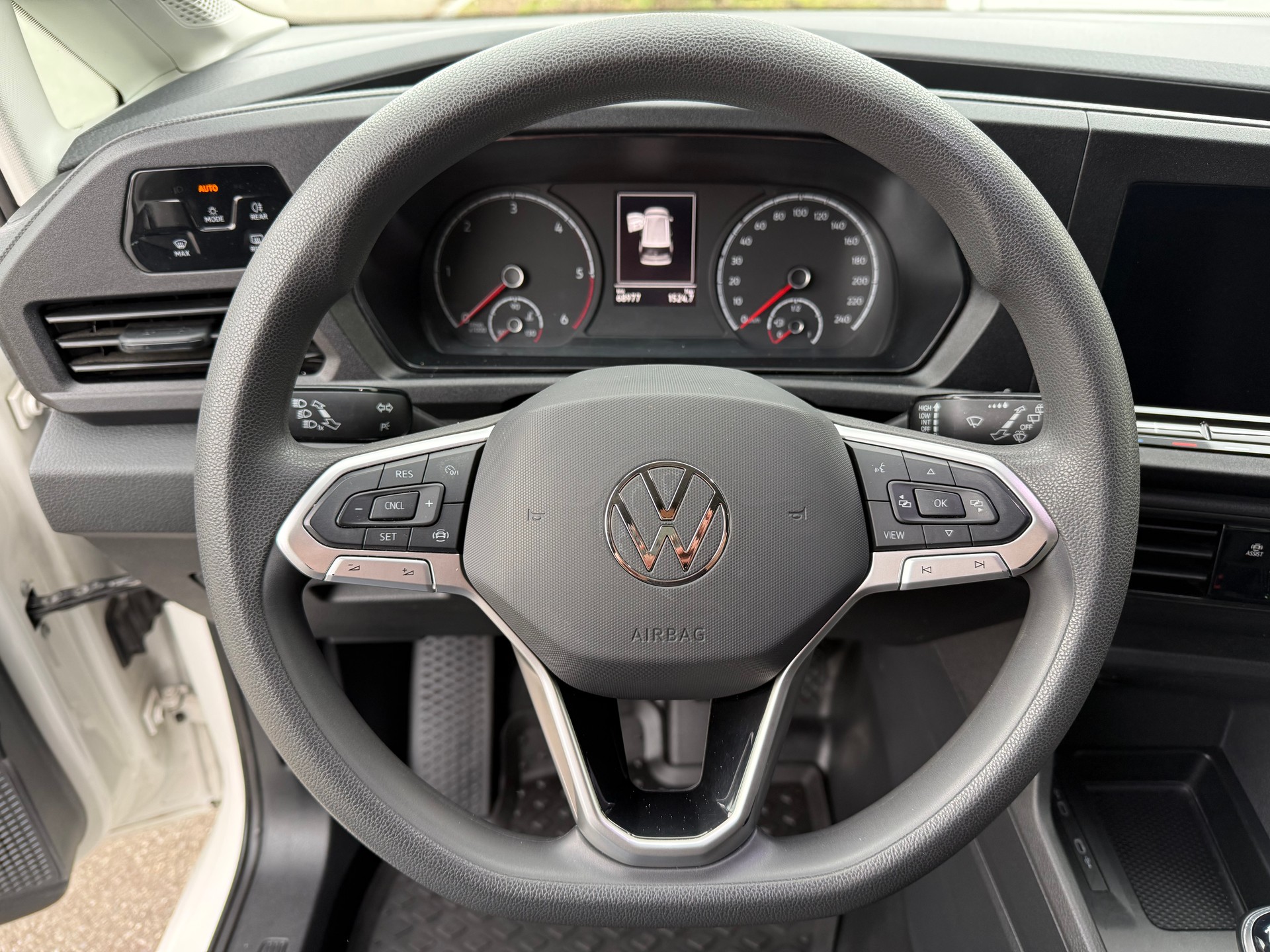 VW Caddy 2.0TDI * 8 fach * Garantie * Fahrassistenzpaket *-image-10