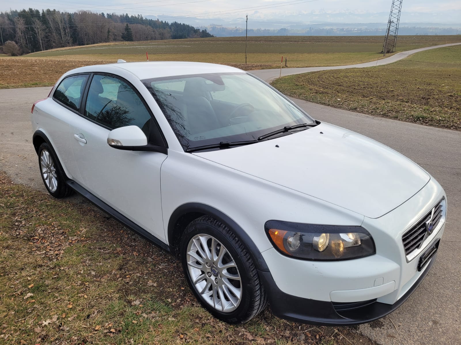 VOLVO C30 2.0D Momentum Powershift-image-0