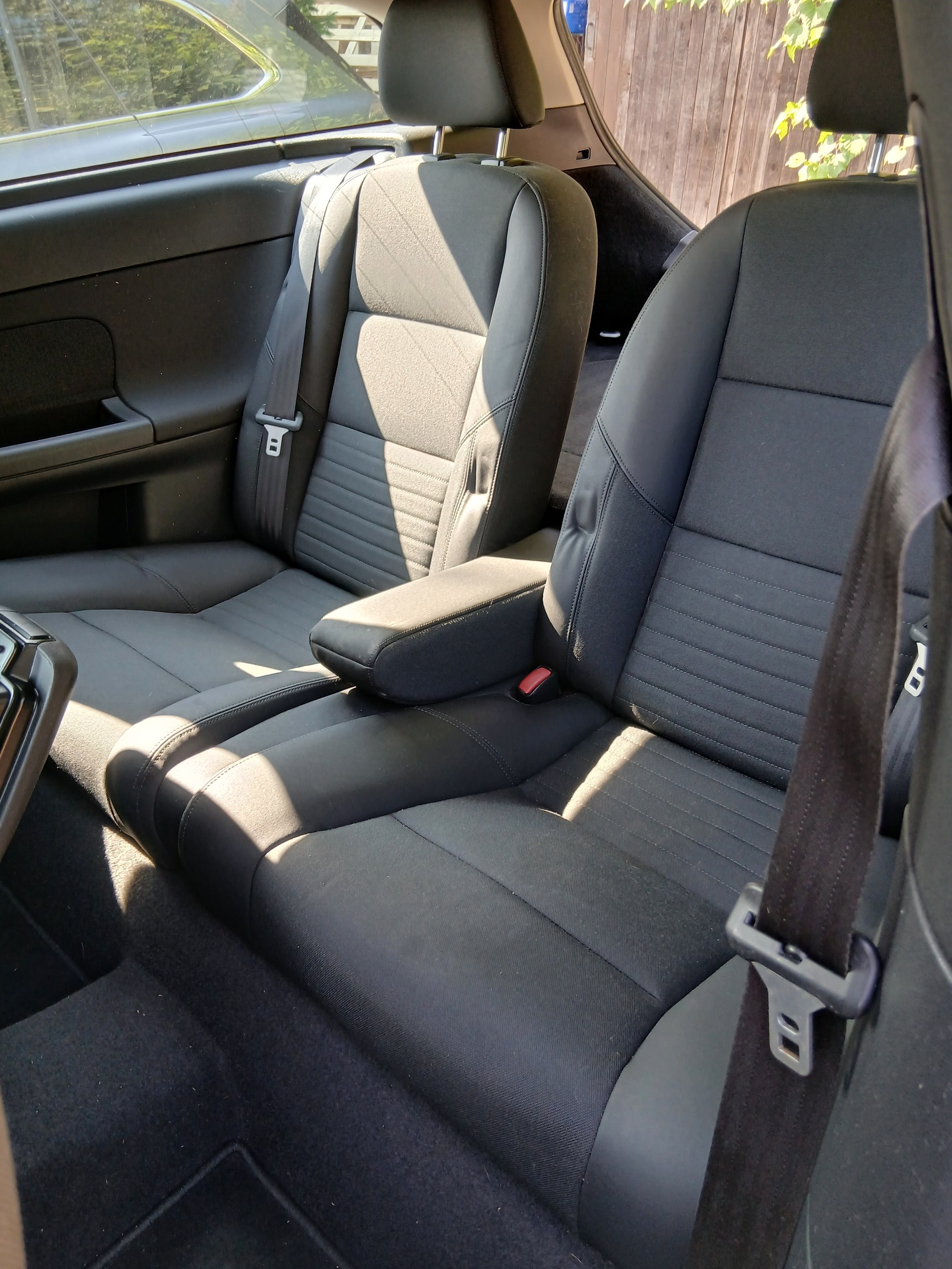 VOLVO C30 2.0D Coupé-image-5