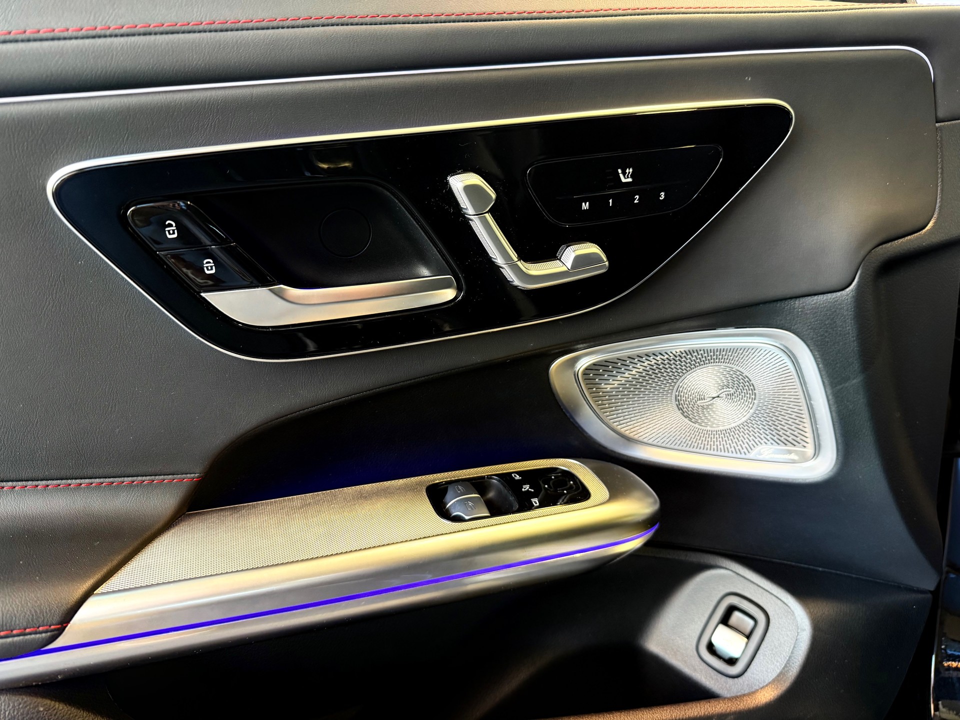 MERCEDES-BENZ CLE 53 Coupé AMG 4Matic+ 9G-Tronic-image-13
