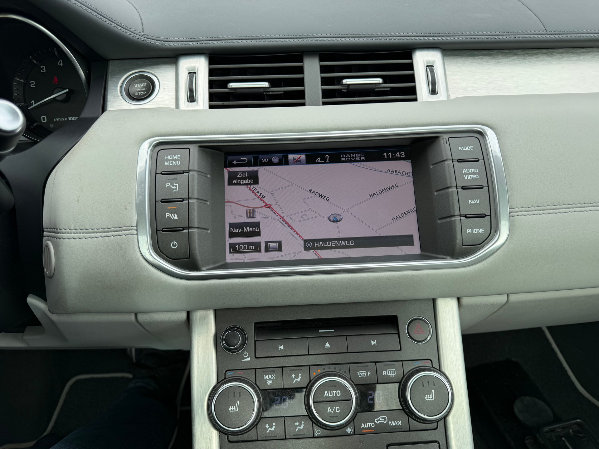 LAND ROVER Range Rover Evoque 2.0 Si4 Prestige AT6-image-10