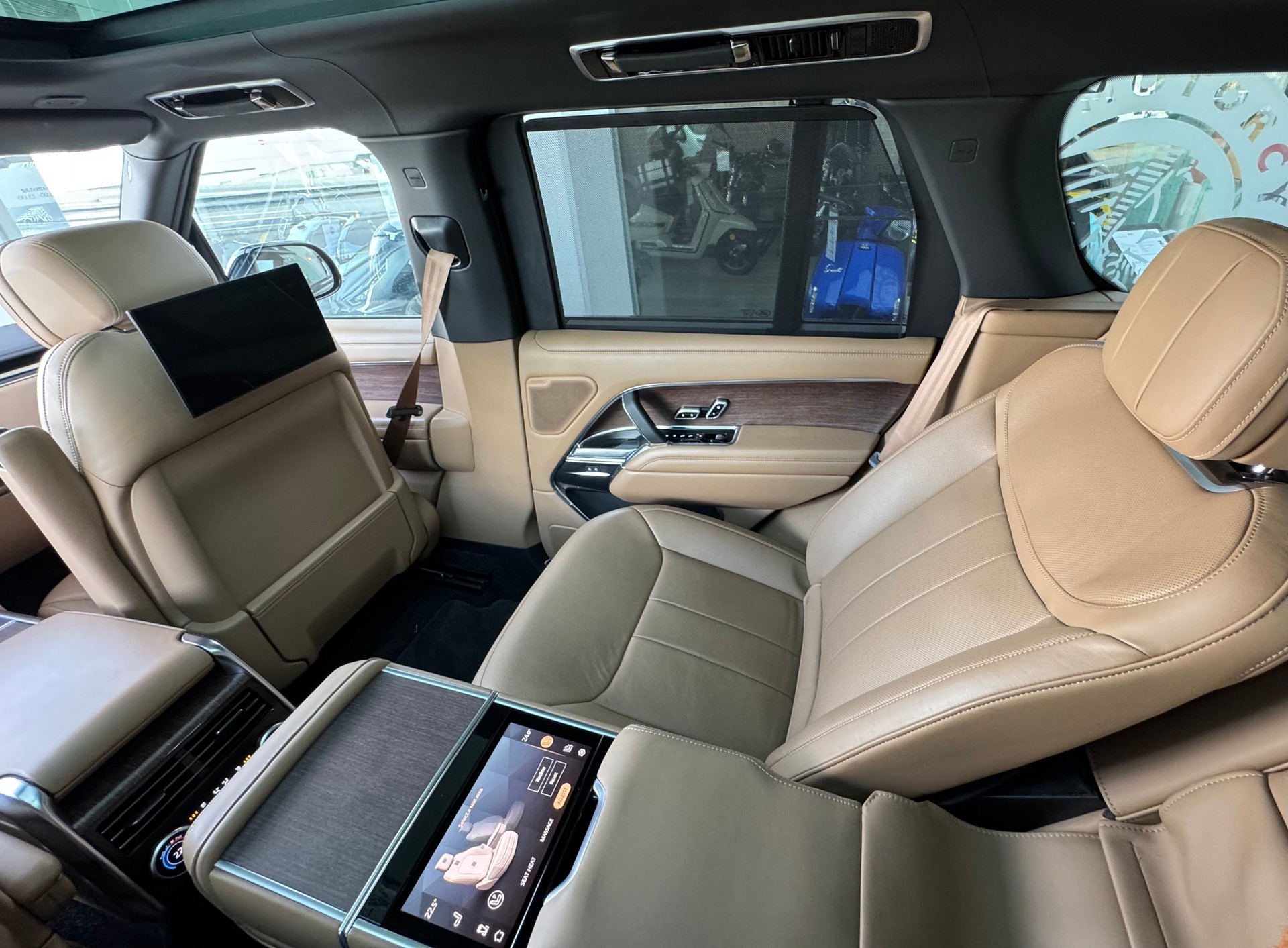 LAND ROVER Range Rover P530 4.4 V8 Autobiography Automatic-image-12