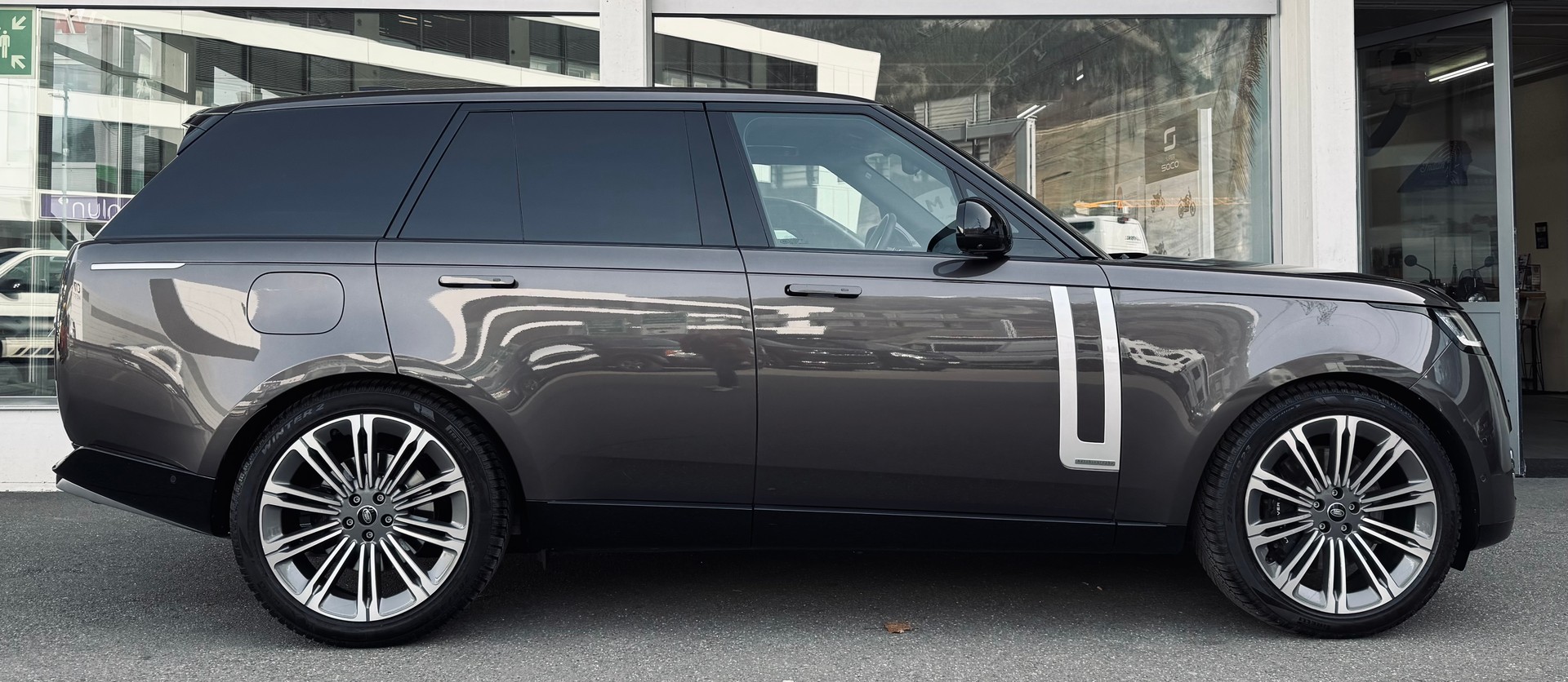 LAND ROVER Range Rover P530 4.4 V8 Autobiography Automatic-image-1
