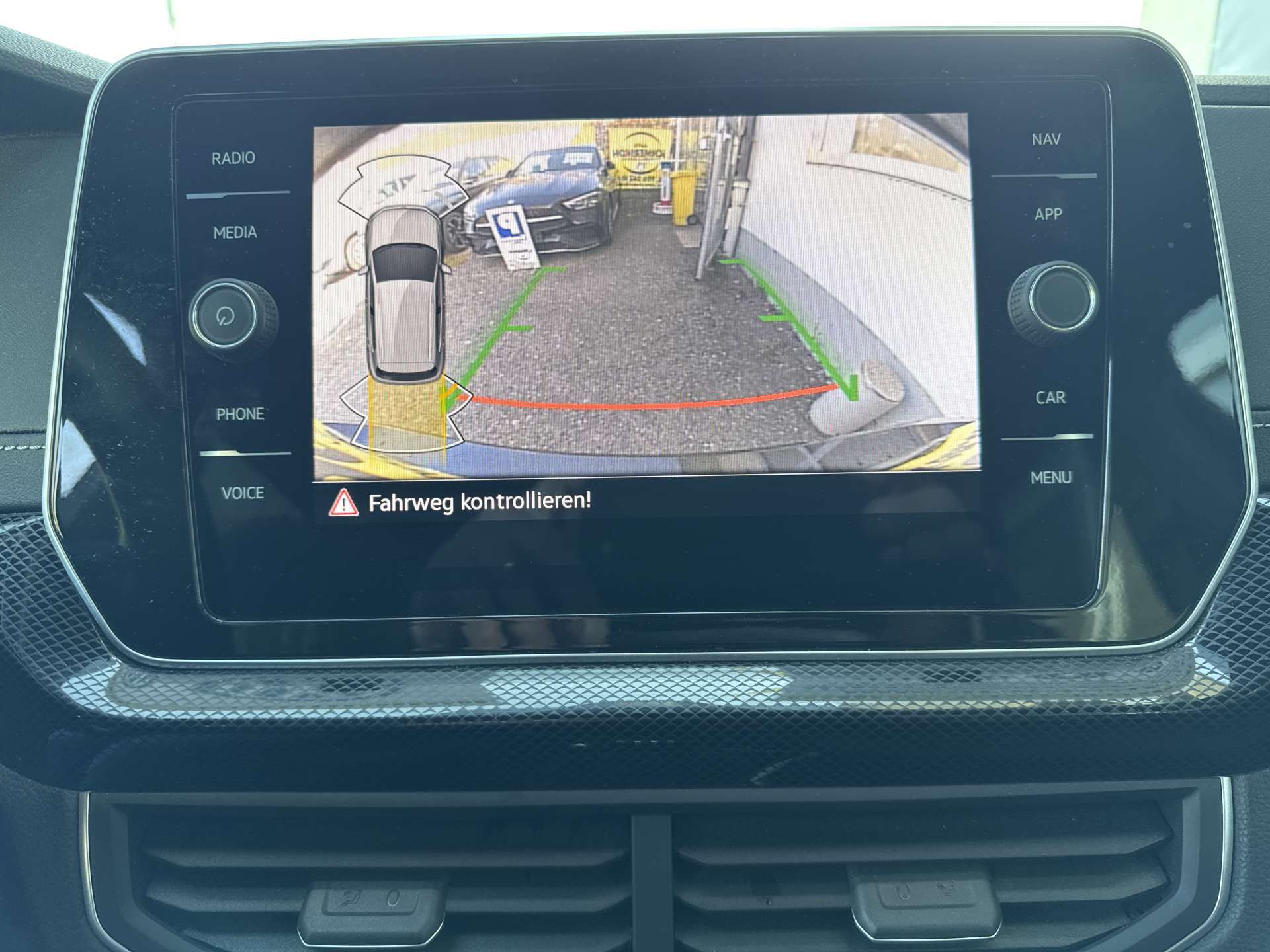 VW T-Cross 1.0 TSi EVO R-Line DSG-Automat-image-10