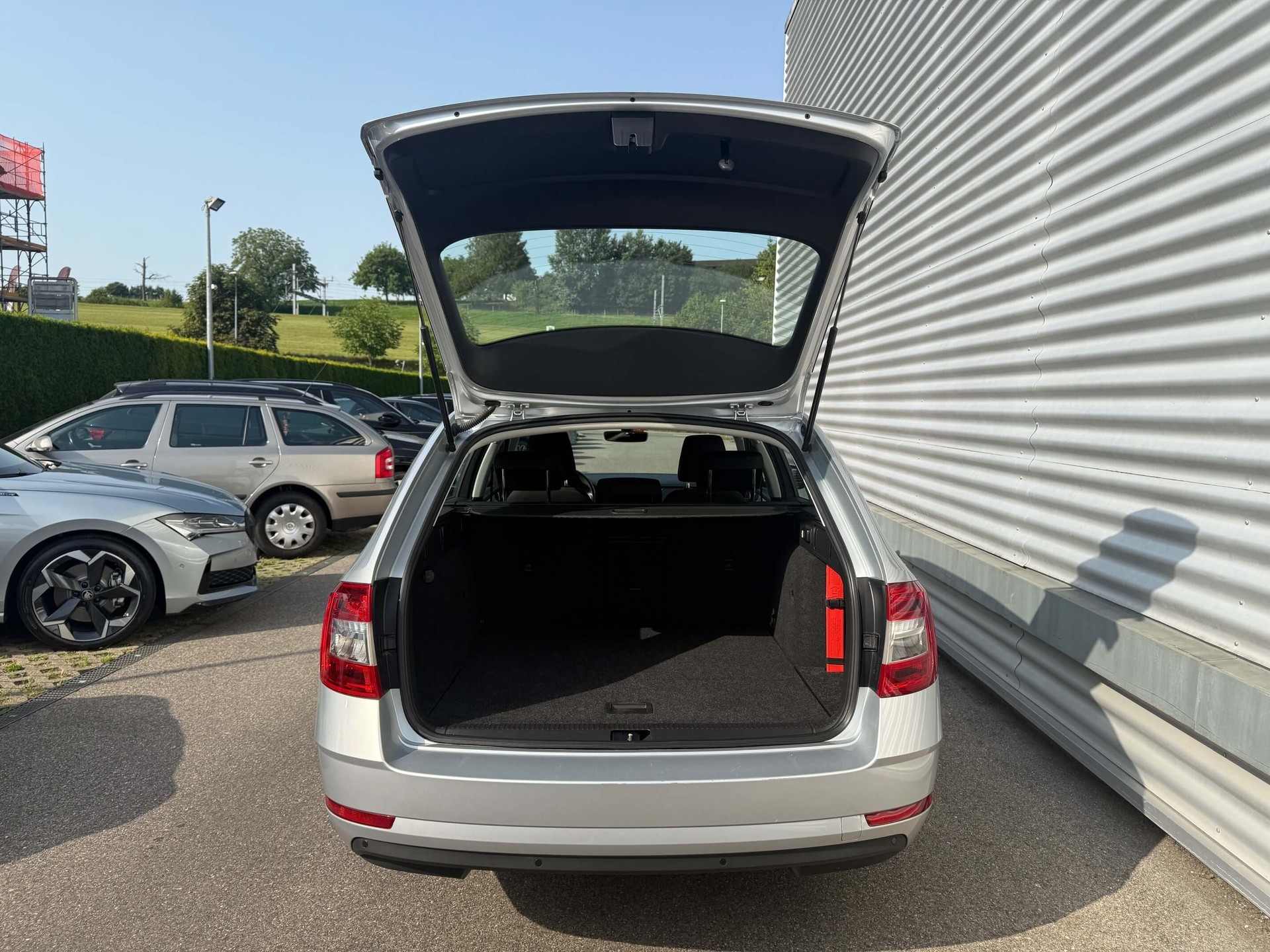 SKODA Octavia Combi 2.0 TDI Ambition 4x4 DSG-image-4