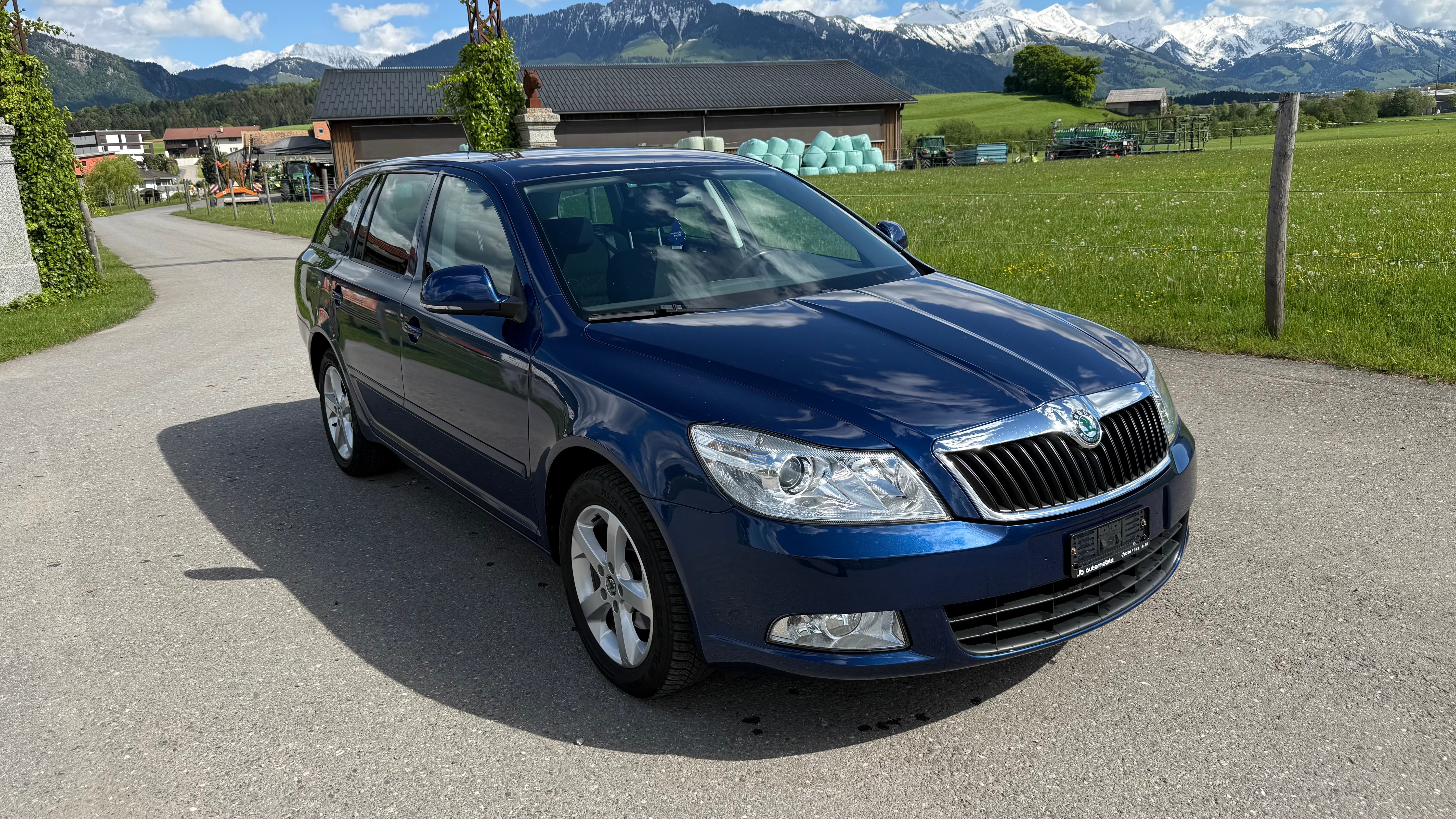 Car photo