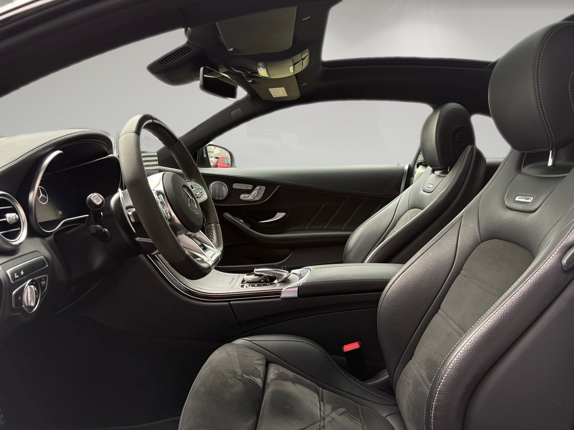 MERCEDES-BENZ C 63 S AMG 9G-tronic-image-10