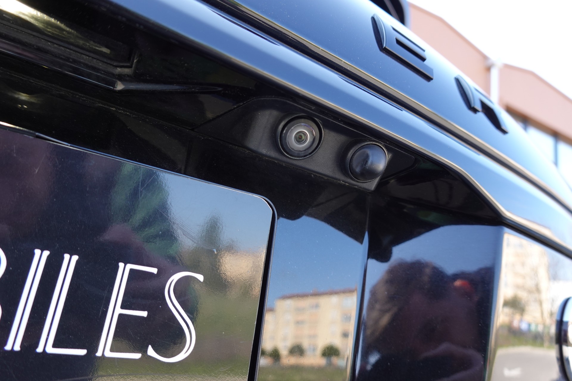 LAND ROVER Range Rover Sport 5.0 V8 S/C SVR Facelift 575' - "Toit Ouvrant * Roues 22' * Carbon * Son Meridian * Sièges Chauf./Ventilés"-image-26