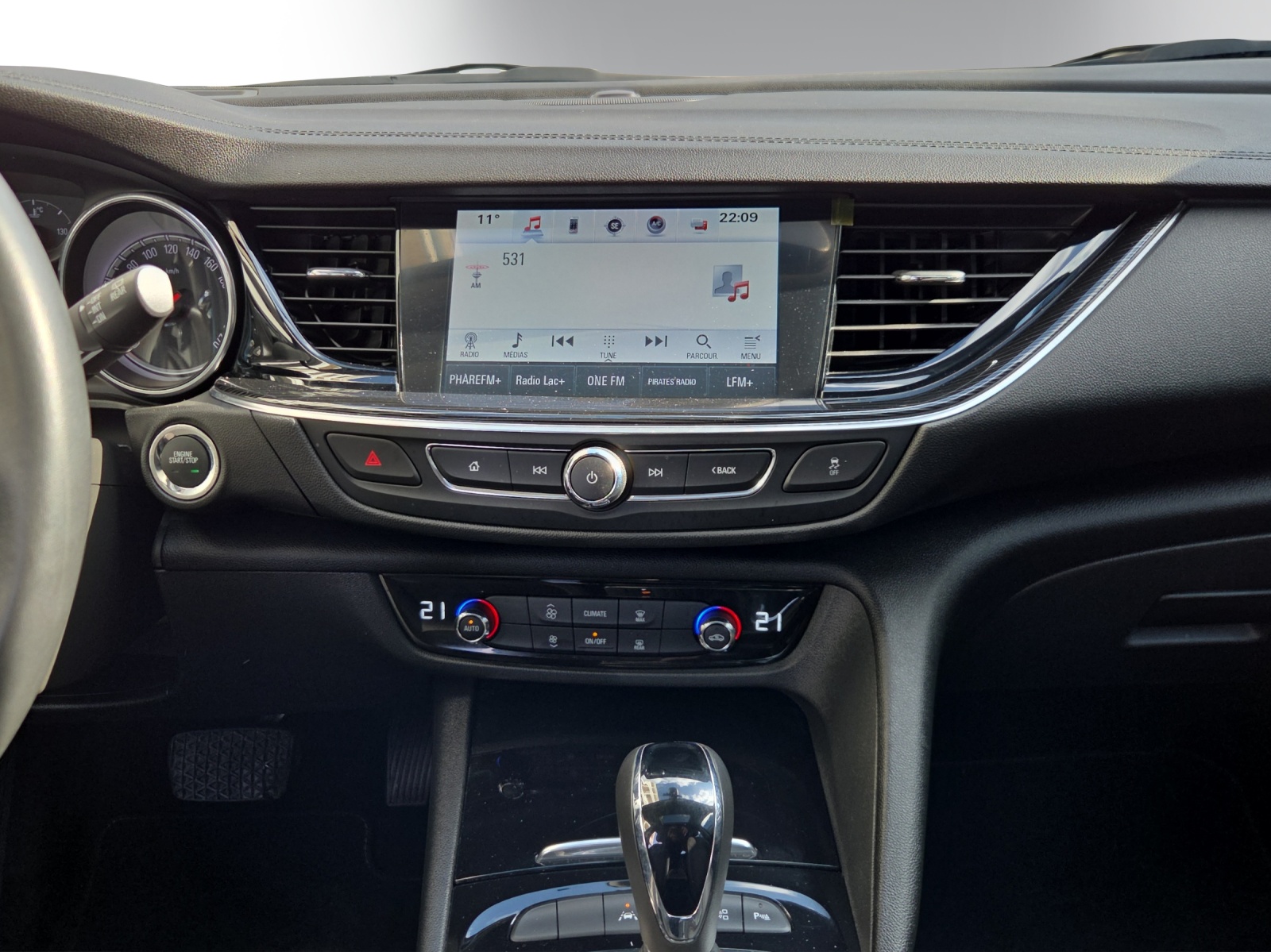 OPEL Insignia 1.5 T Grand Sport Excellence Automatic-image-12