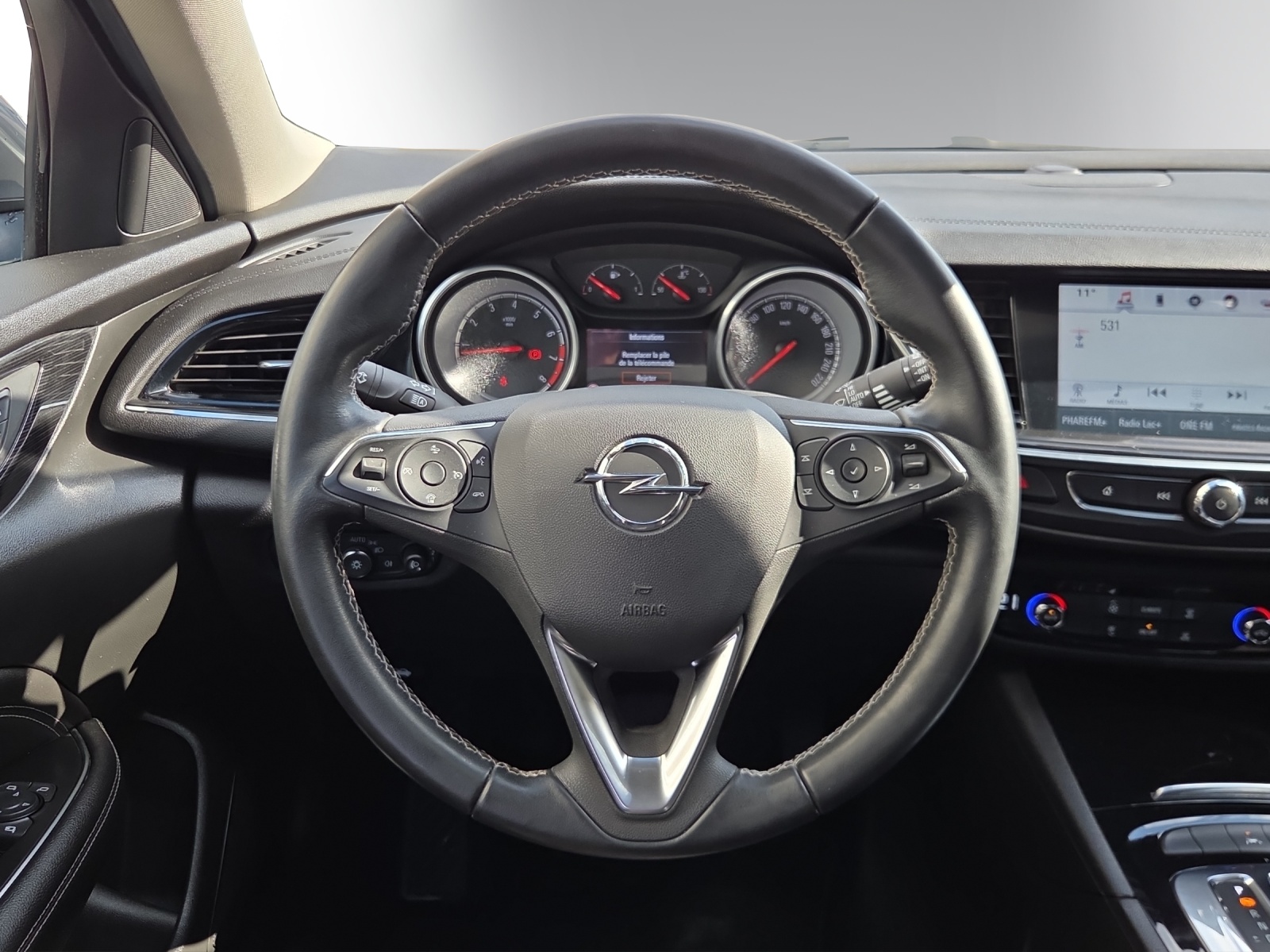 OPEL Insignia 1.5 T Grand Sport Excellence Automatic-image-11