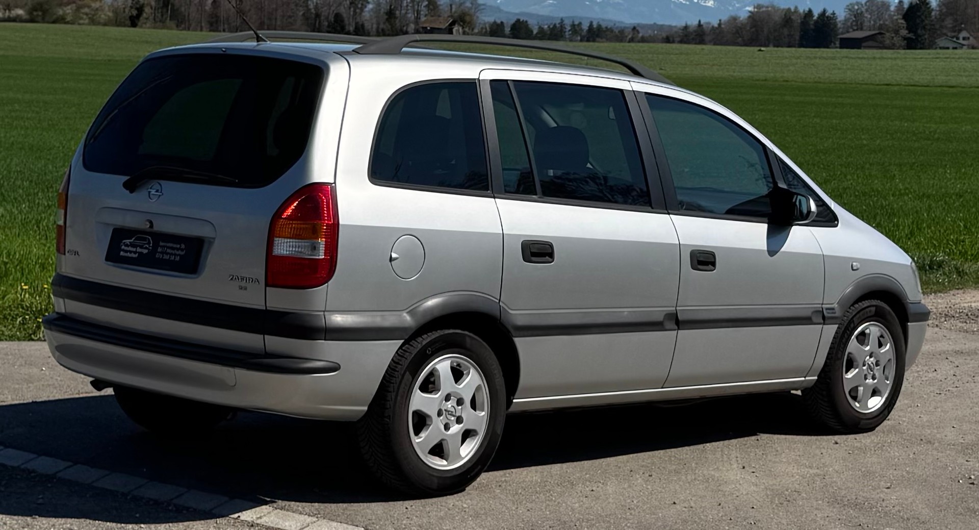 OPEL Zafira 2.2i 16V Elegance *AUTOMAT*-image-5