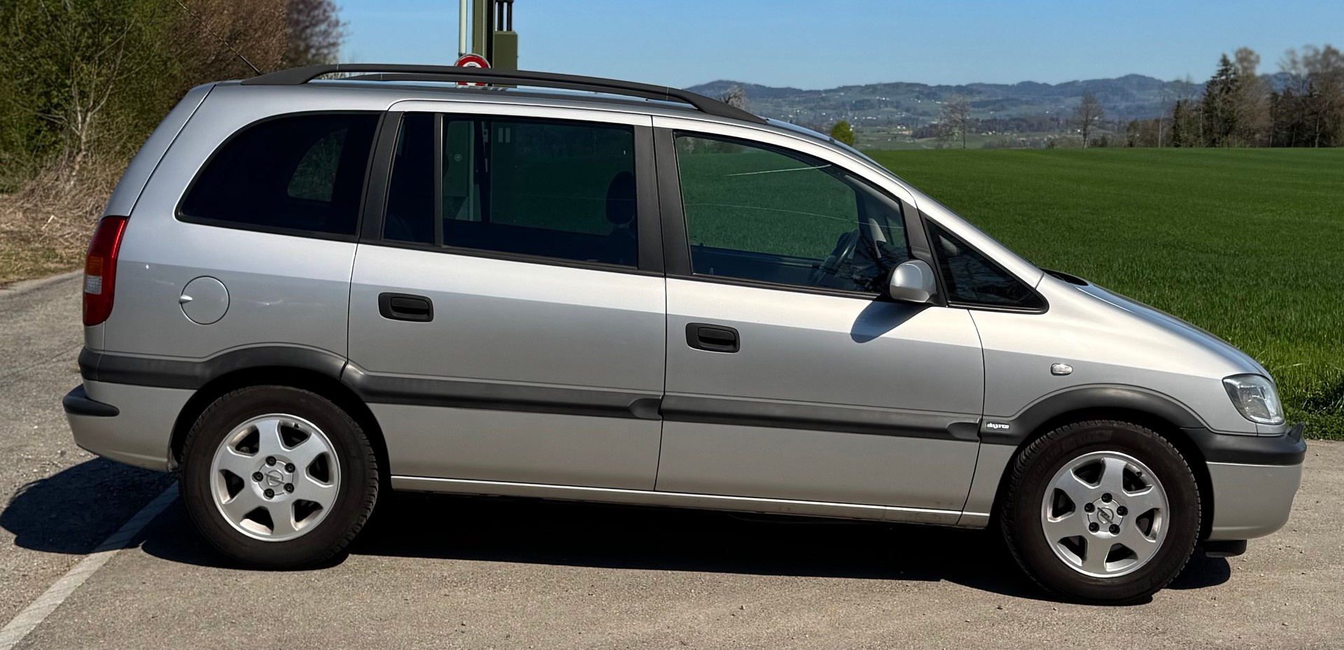 OPEL Zafira 2.2i 16V Elegance *AUTOMAT*-image-7