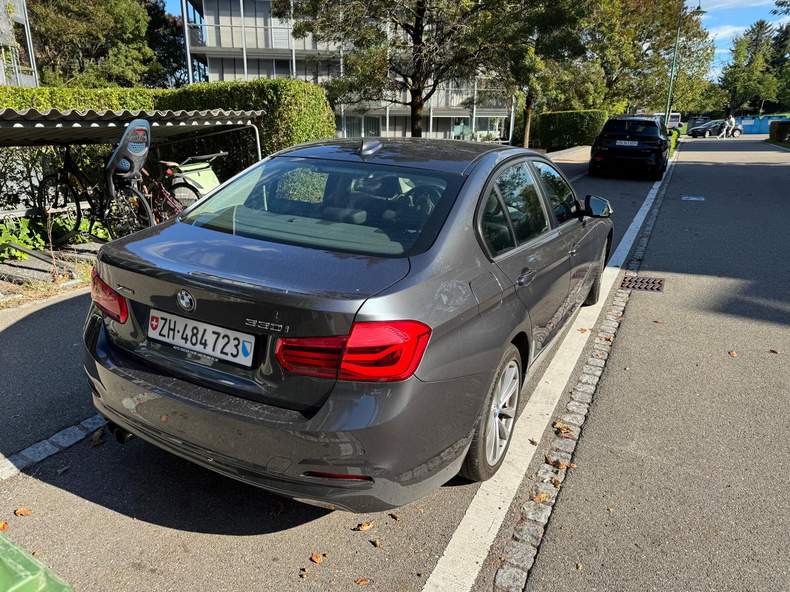 BMW 330i xDrive Steptronic-image-7