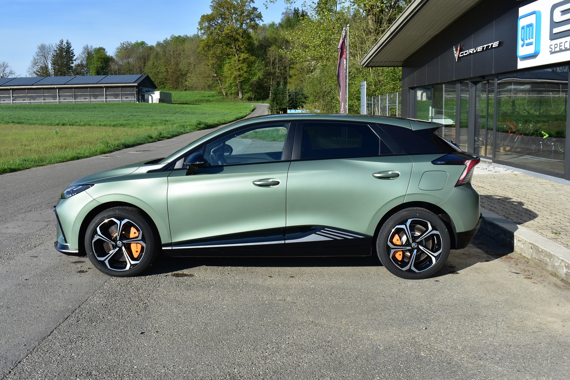 MG 4 EV 64kWh Xpower AWD-image-6