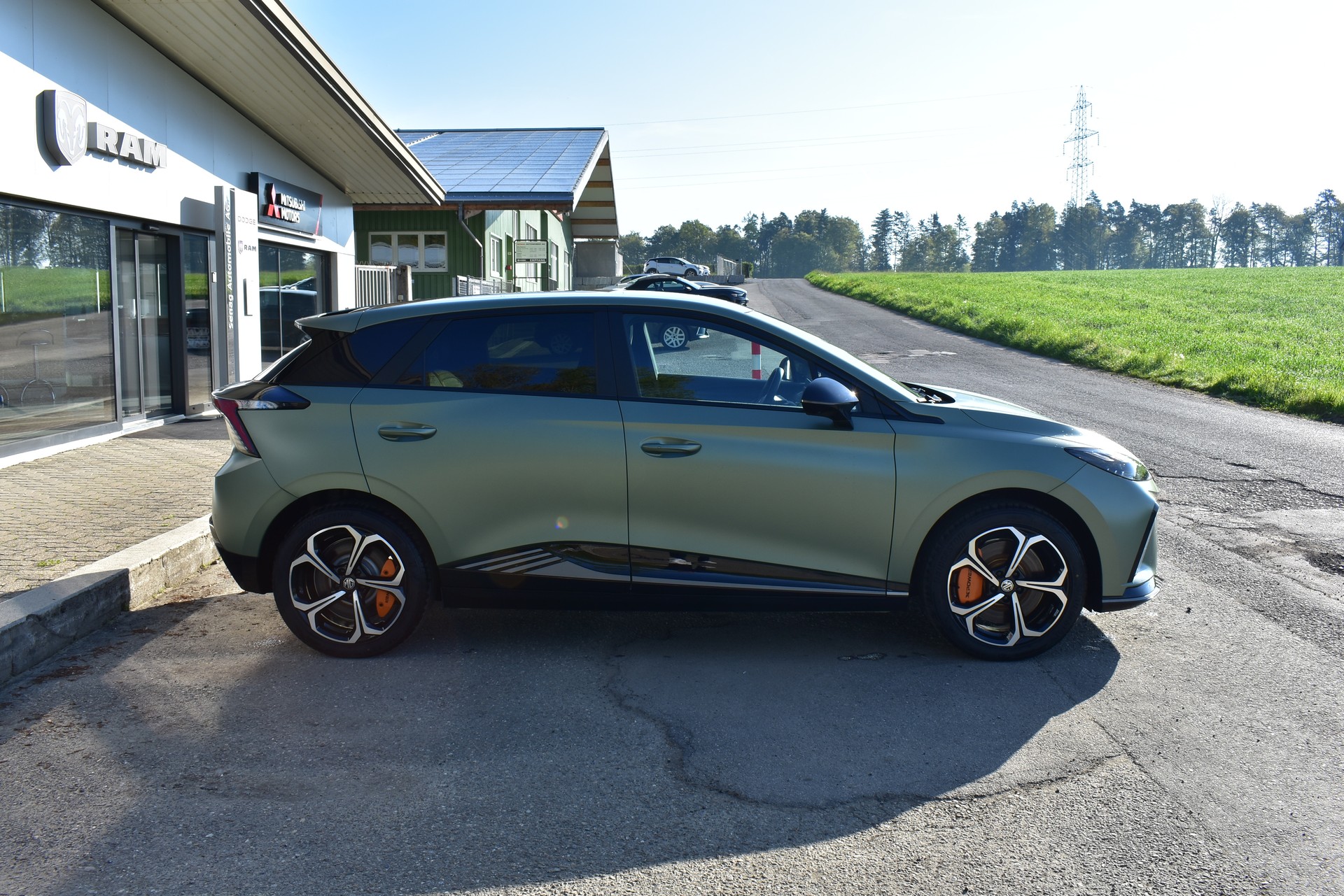 MG 4 EV 64kWh Xpower AWD-image-2
