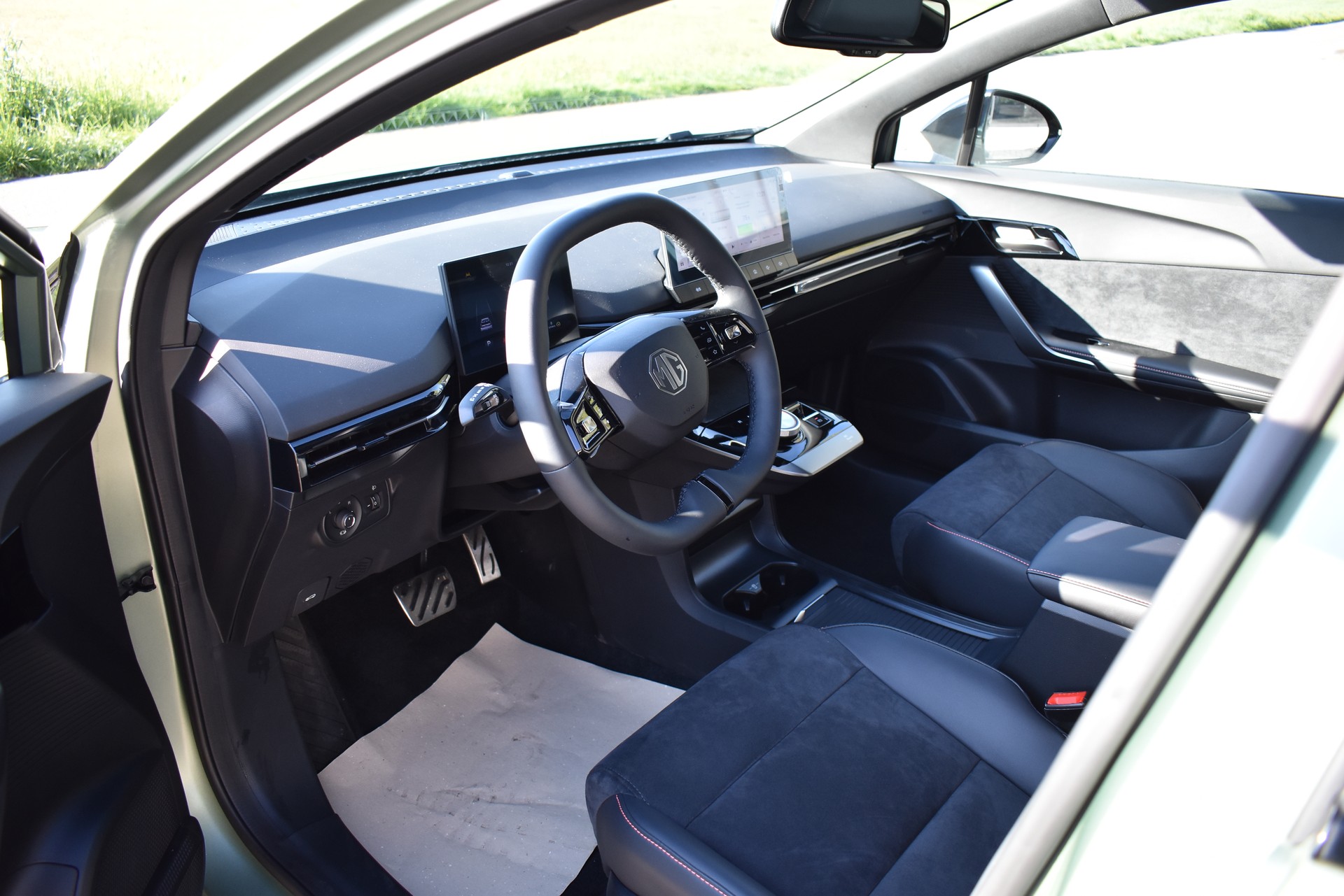 MG 4 EV 64kWh Xpower AWD-image-8