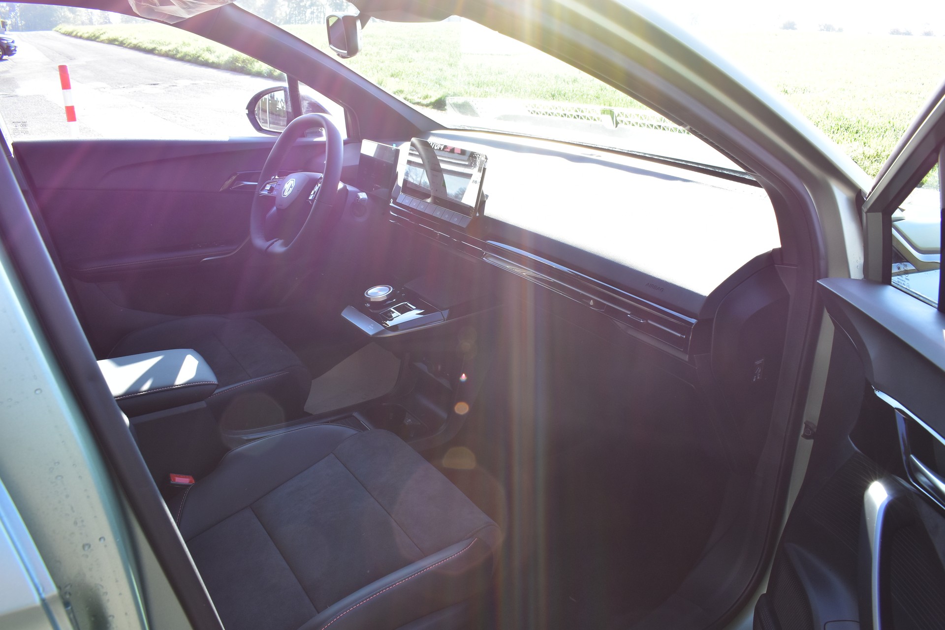 MG 4 EV 64kWh Xpower AWD-image-10