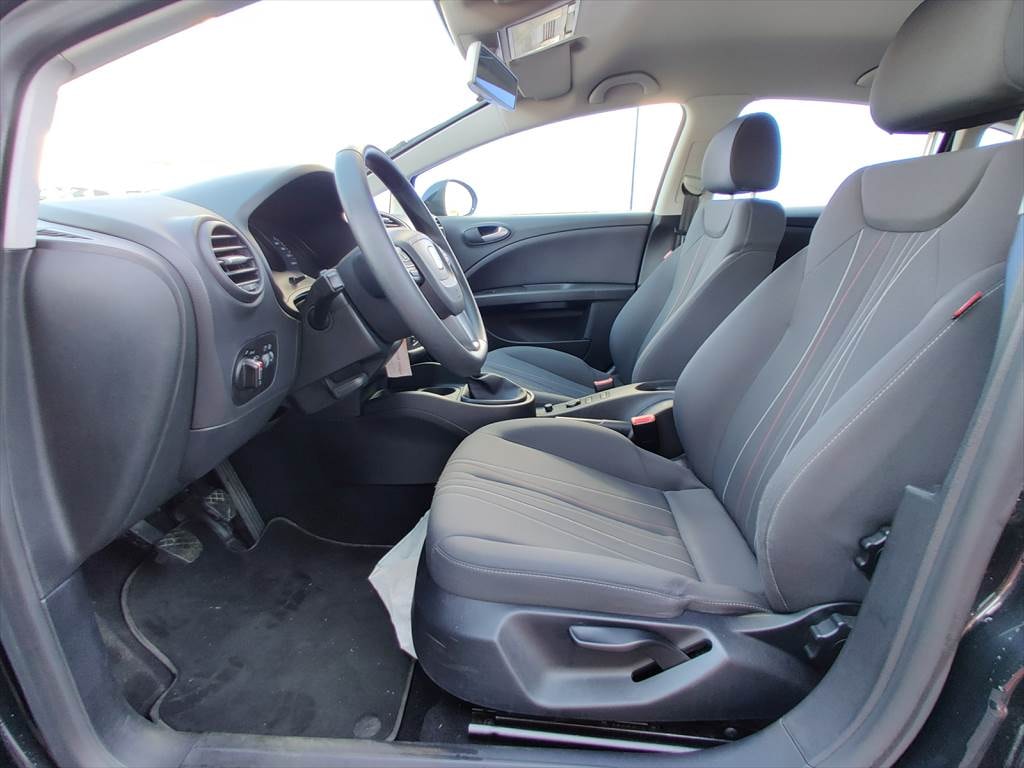 SEAT Leon 1.6 TDI COPA Reference-image-8