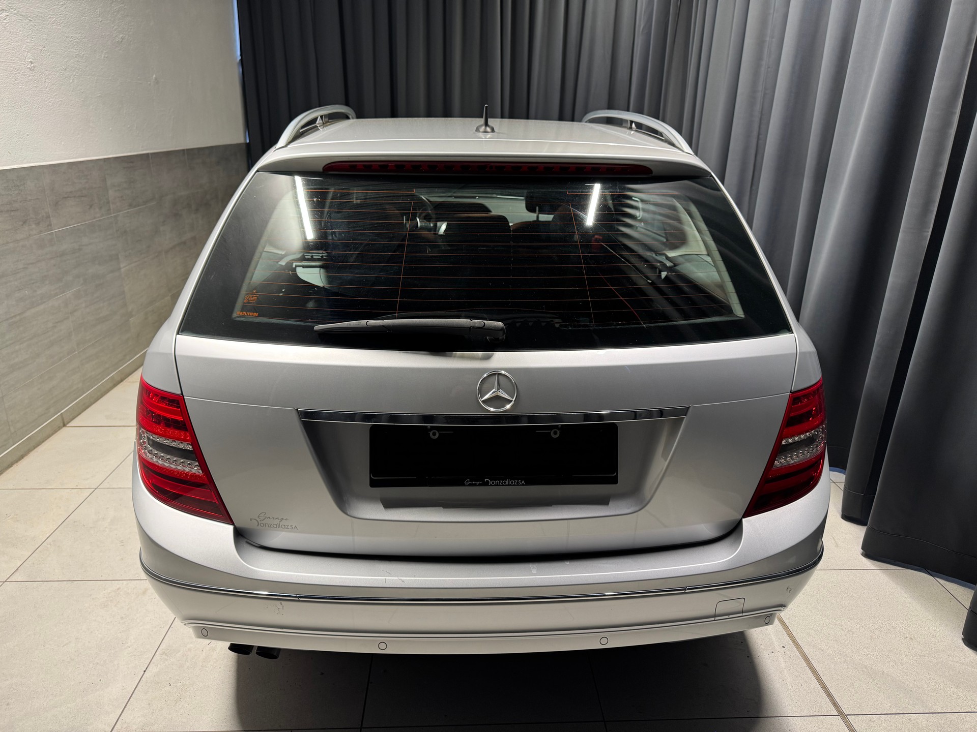 MERCEDES-BENZ C 180 Avantgarde (14)-image-4