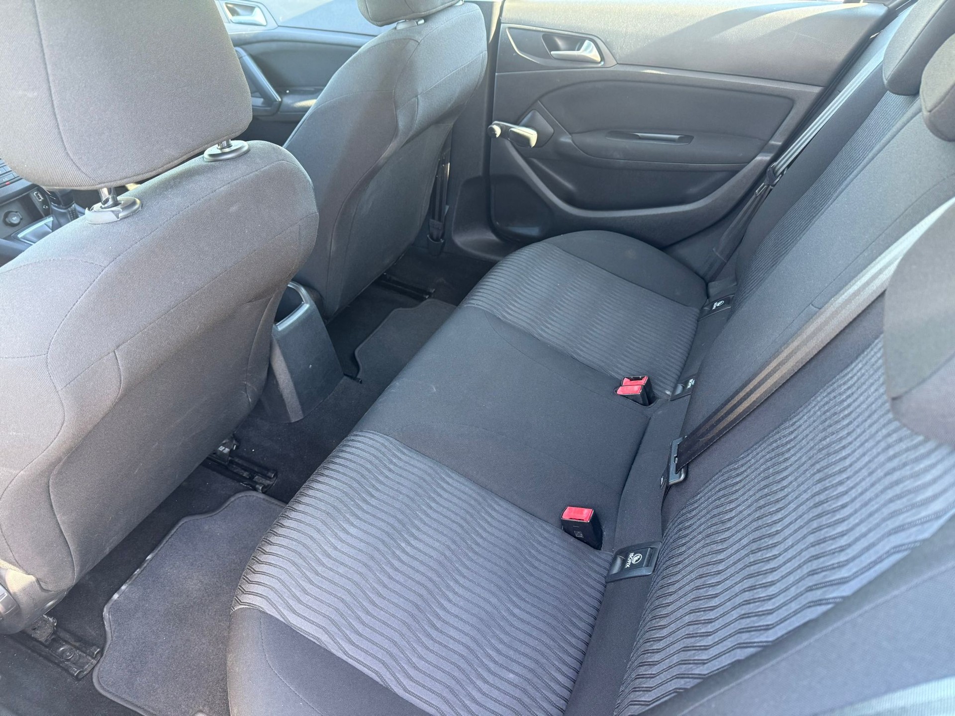 PEUGEOT 308 1.2 VTi Access-image-11