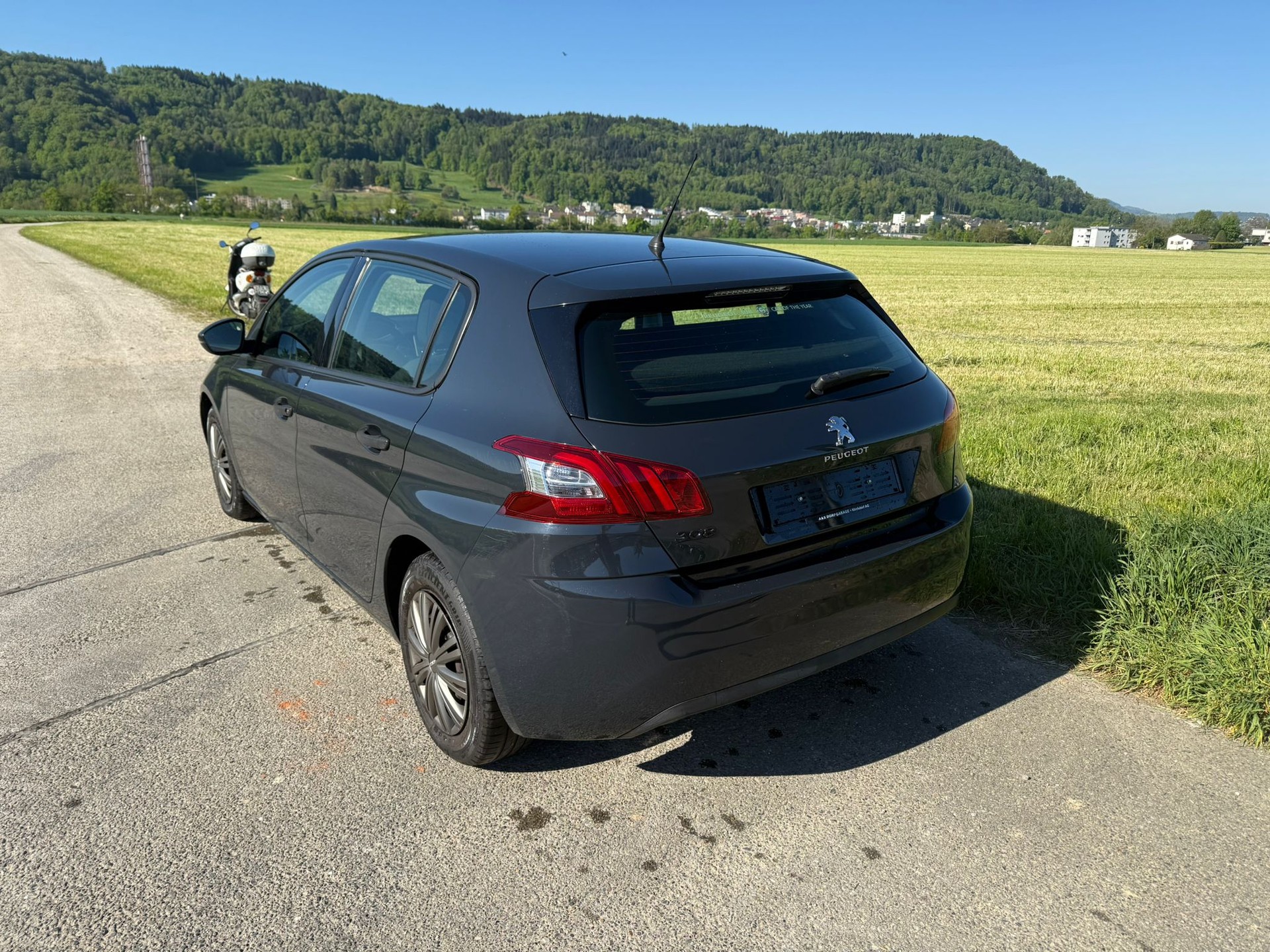 PEUGEOT 308 1.2 VTi Access-image-2