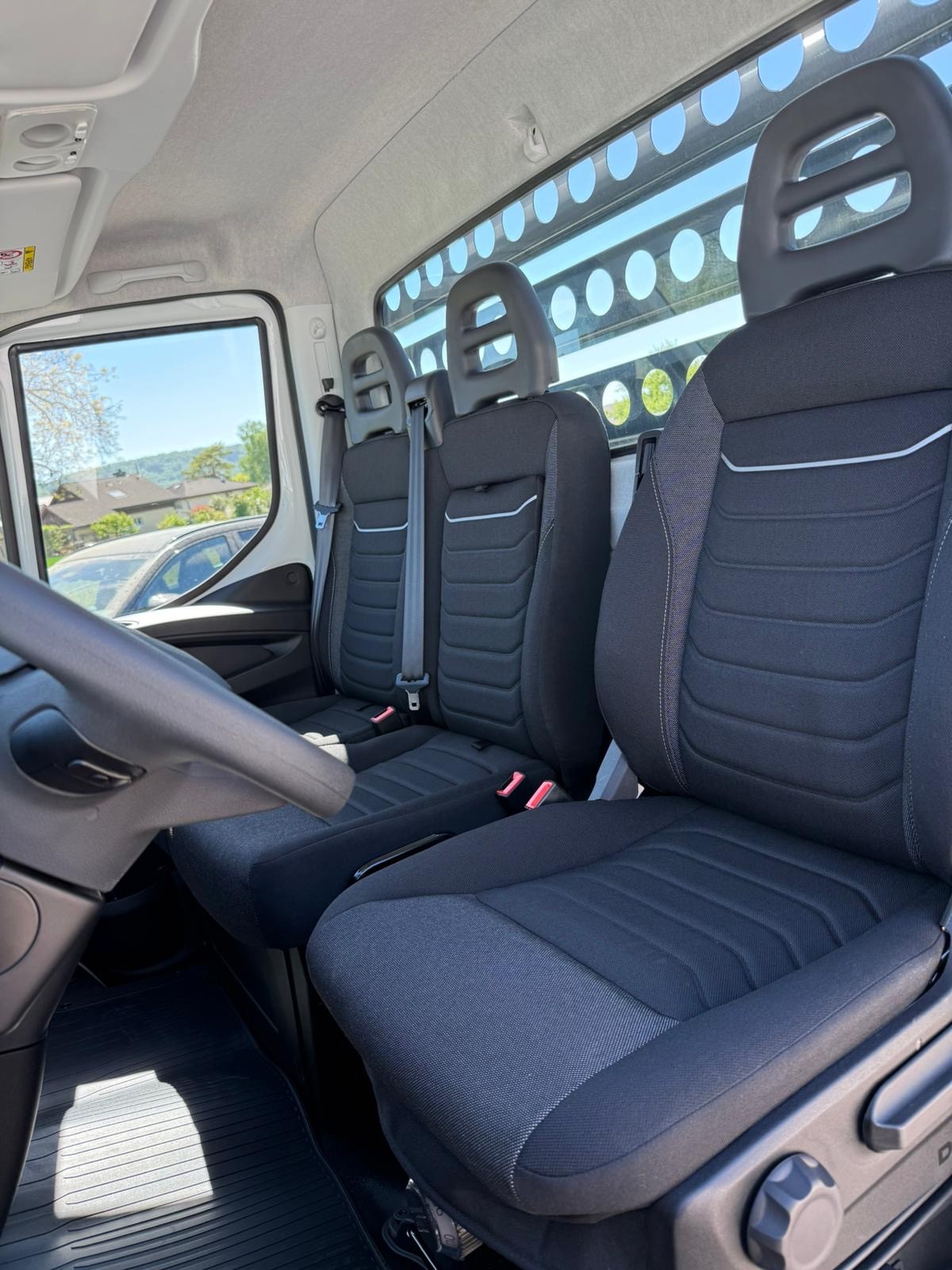 IVECO 35 S 16H-image-12