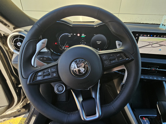 ALFA ROMEO Tonale 1.5 Hybrid Spri Ed-image-6