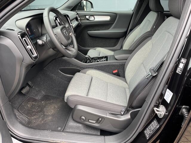 VOLVO XC40 Black Edition PLUS DCT-image-6