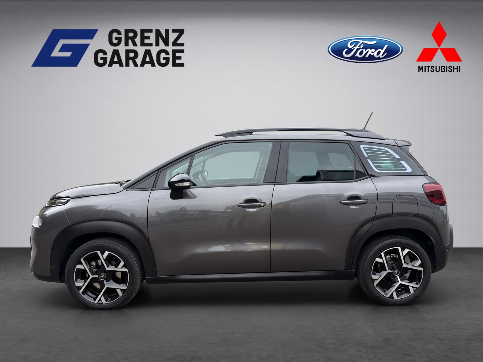 CITROEN C3 Aircross 1.2 PureTech 130 Shine-showroom-element-1