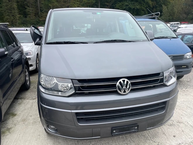 VW T5 Multivan 2.0 TDI CR Highline 4Motion-image-2