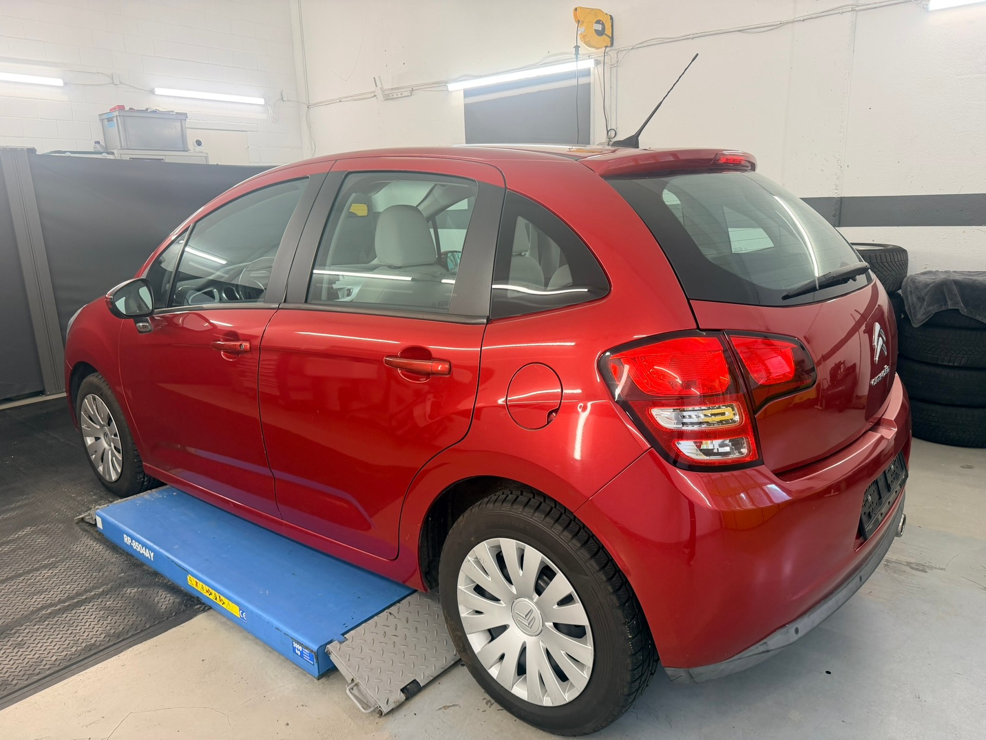 CITROEN C3 1.4i 16V Exclusive-image-5