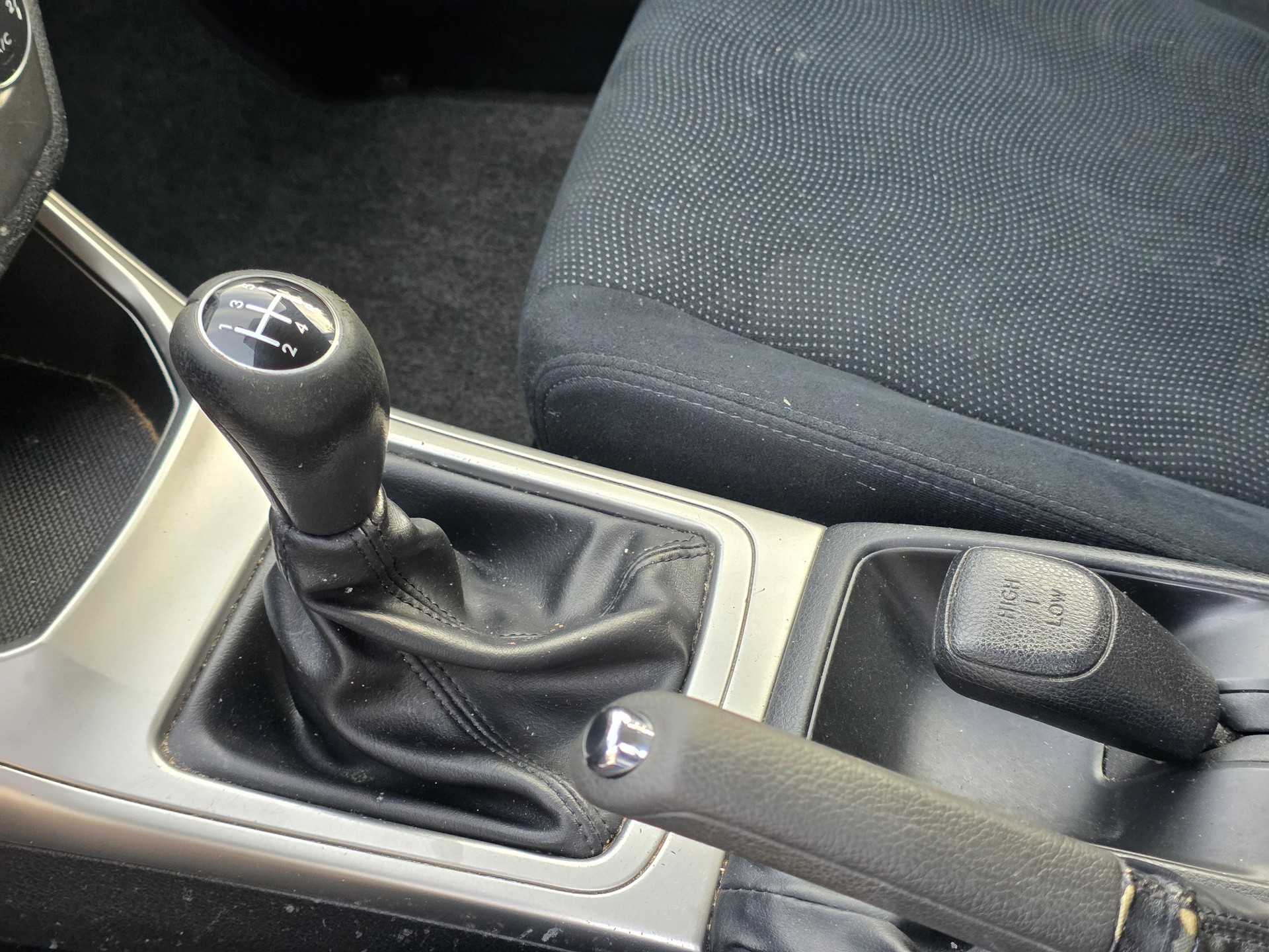 SUBARU Impreza 1.5R Swiss Frisch ab MFK / Frisch ab Service / 6 Monate Garantie / Gratis Lieferung in der ganzer Schweiz-image-11
