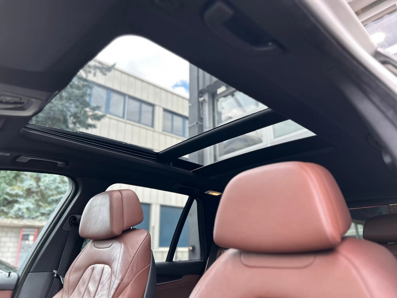 BMW X5 30d xDrive SAG M - SPORT-image-11