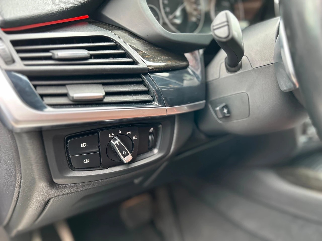 BMW X5 30d xDrive SAG M - SPORT-image-24