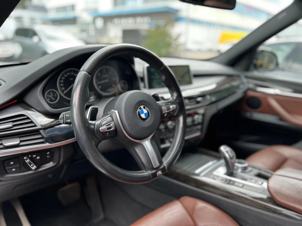 BMW X5 30d xDrive SAG M - SPORT-image-15