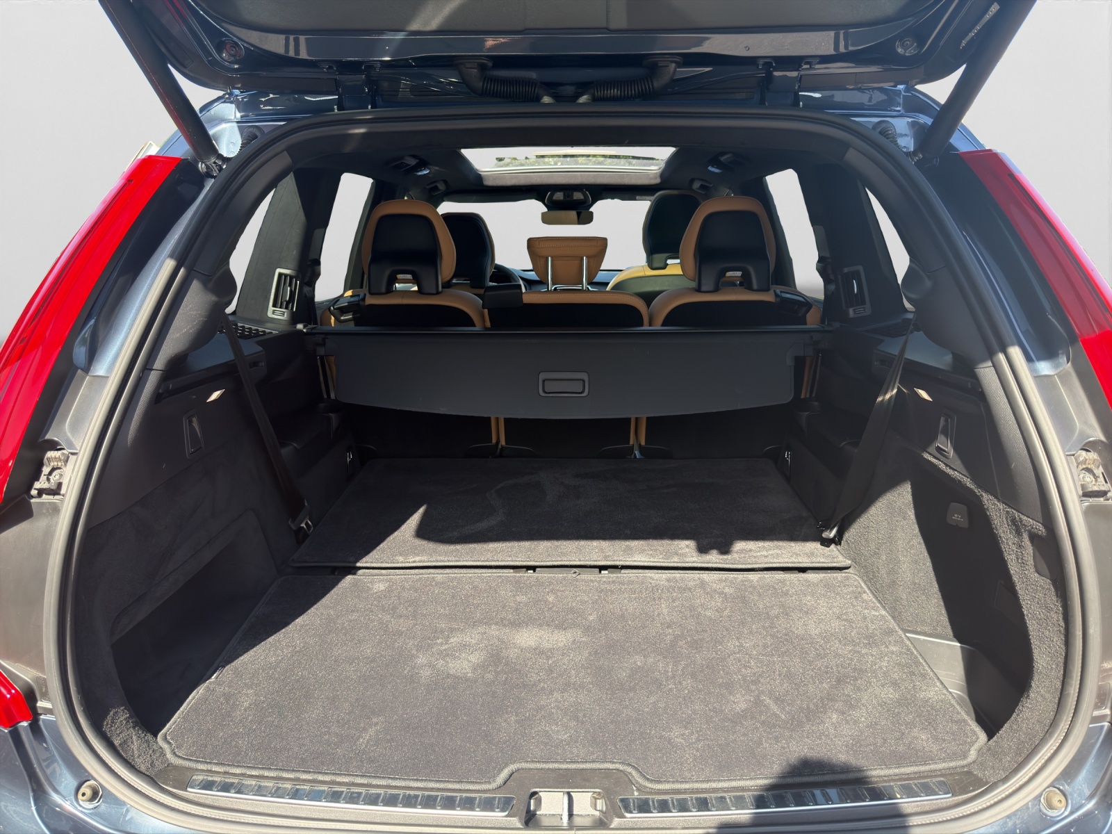 VOLVO XC90 B5 Benzin Mild Hybrid AWD Ultimate Bright Geartronic-image-14