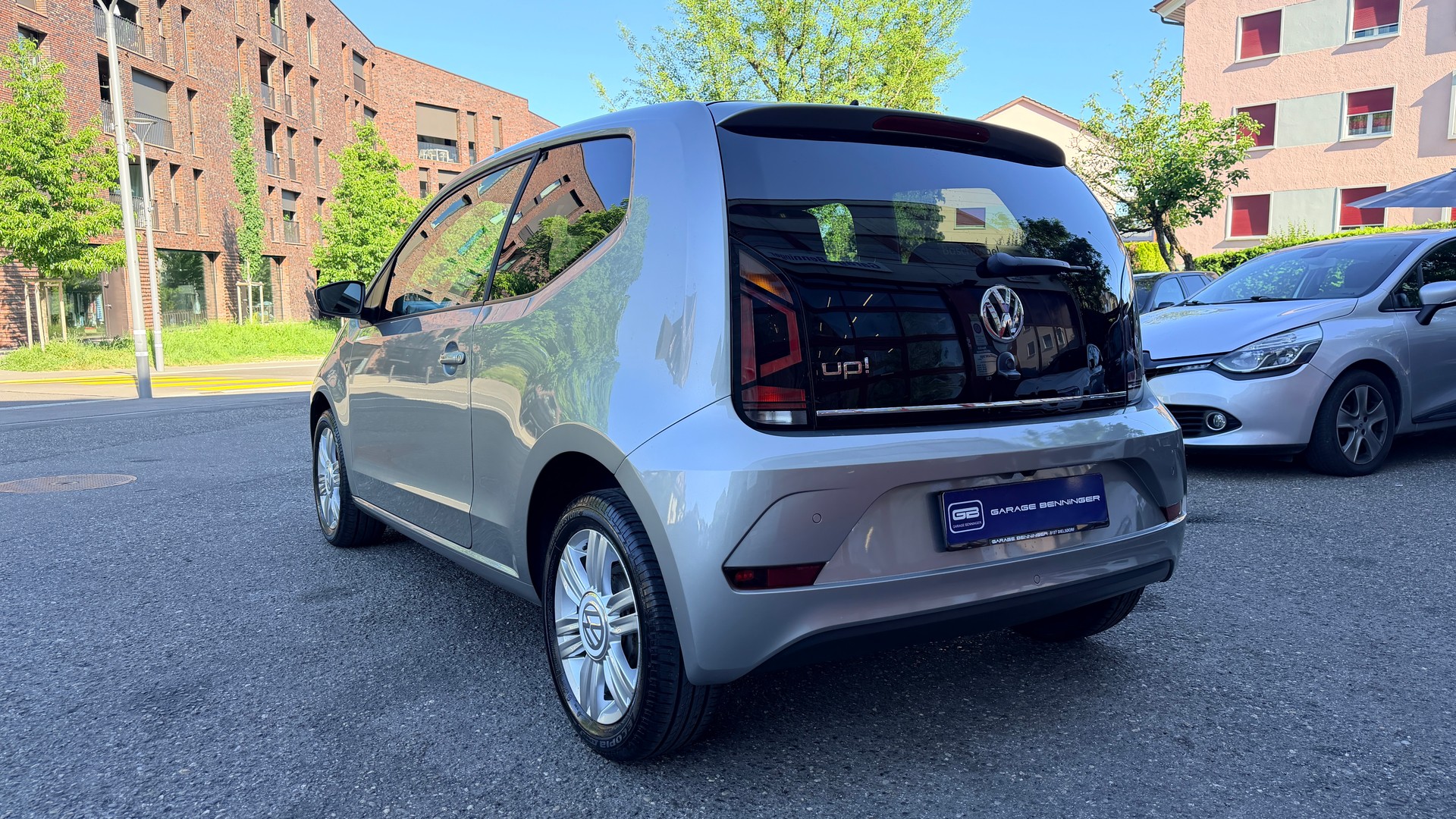 VW Up 1.0 BMT high up ASG-image-2