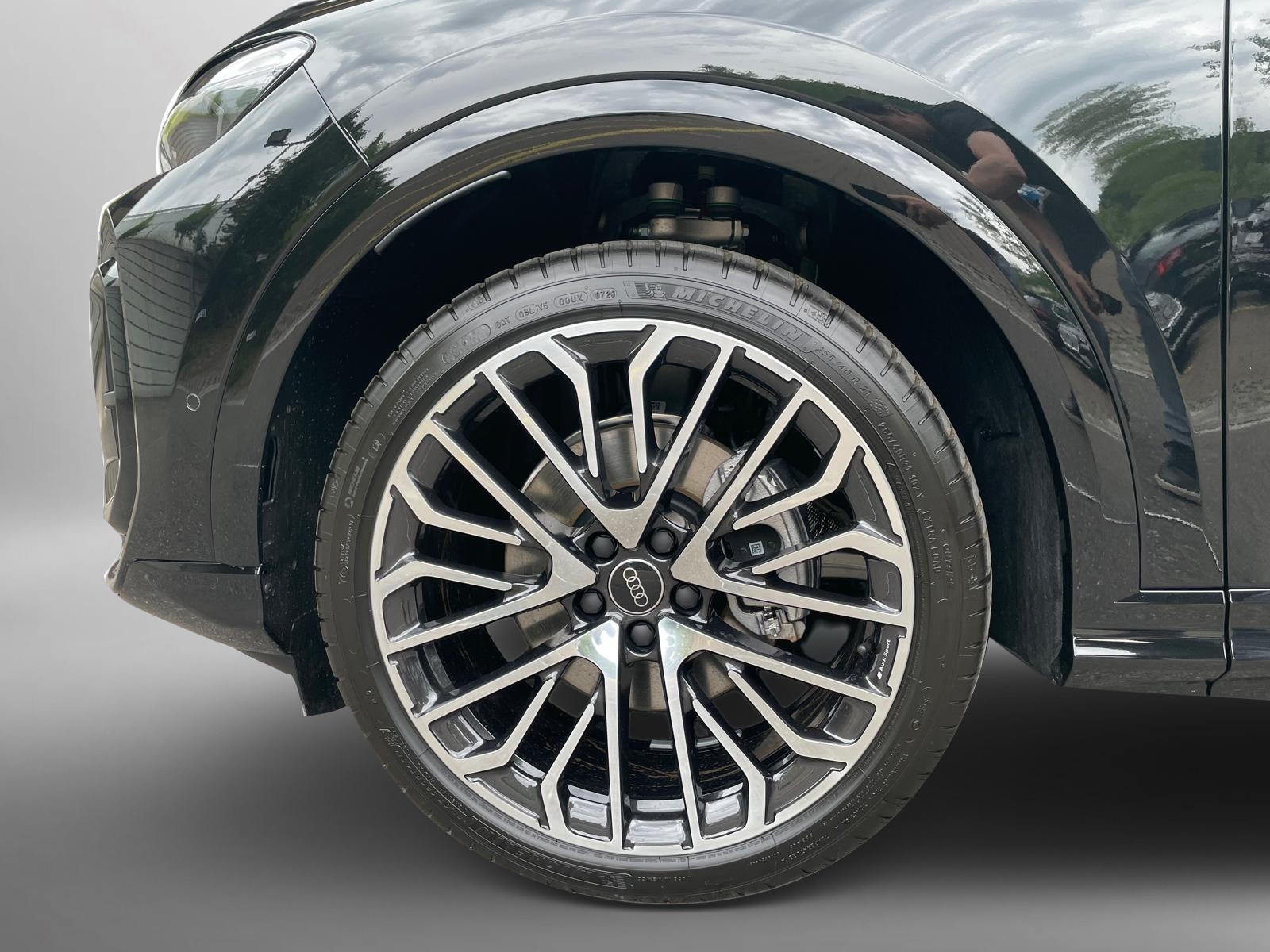 AUDI Q5 Sportback TFSI quattro 200 kW S-tronic-image-3