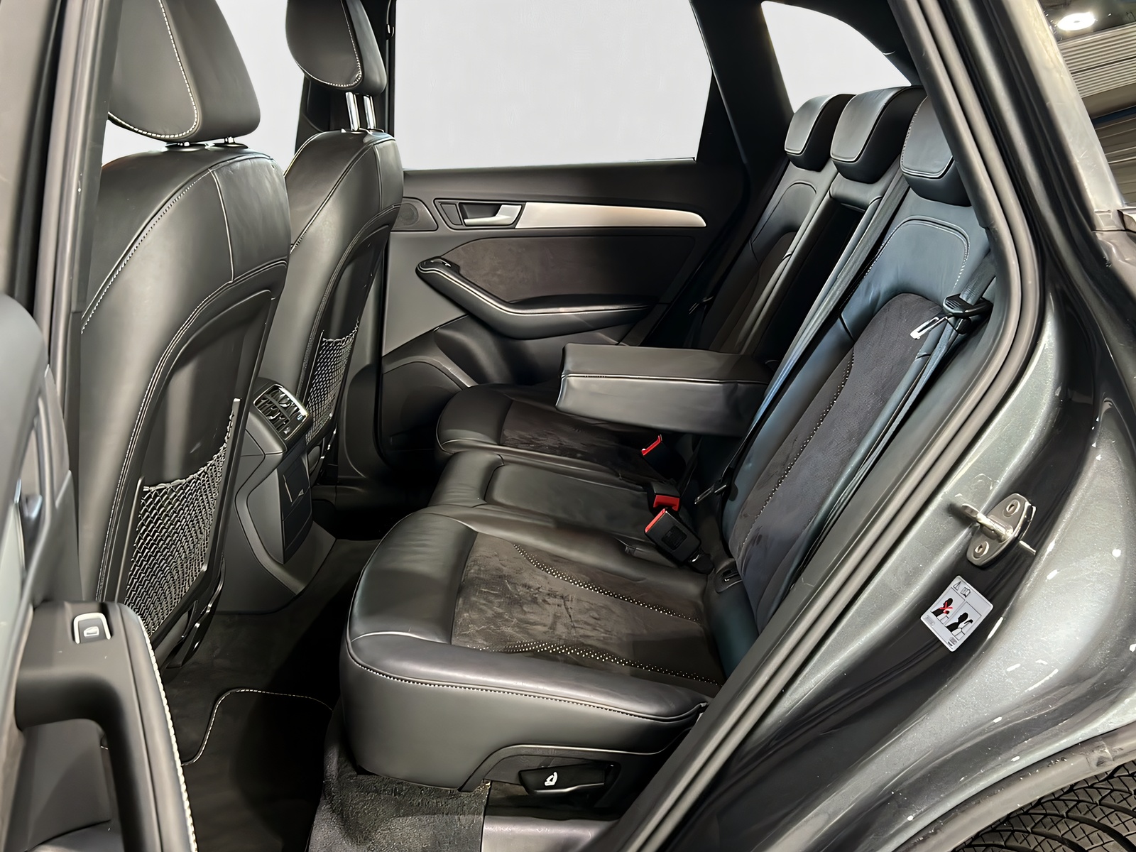 AUDI Q5 3.0 TFSI qu**S-Line,AHK,Rückfahrtkam,Panodach,Frisch ab MFK**-image-9
