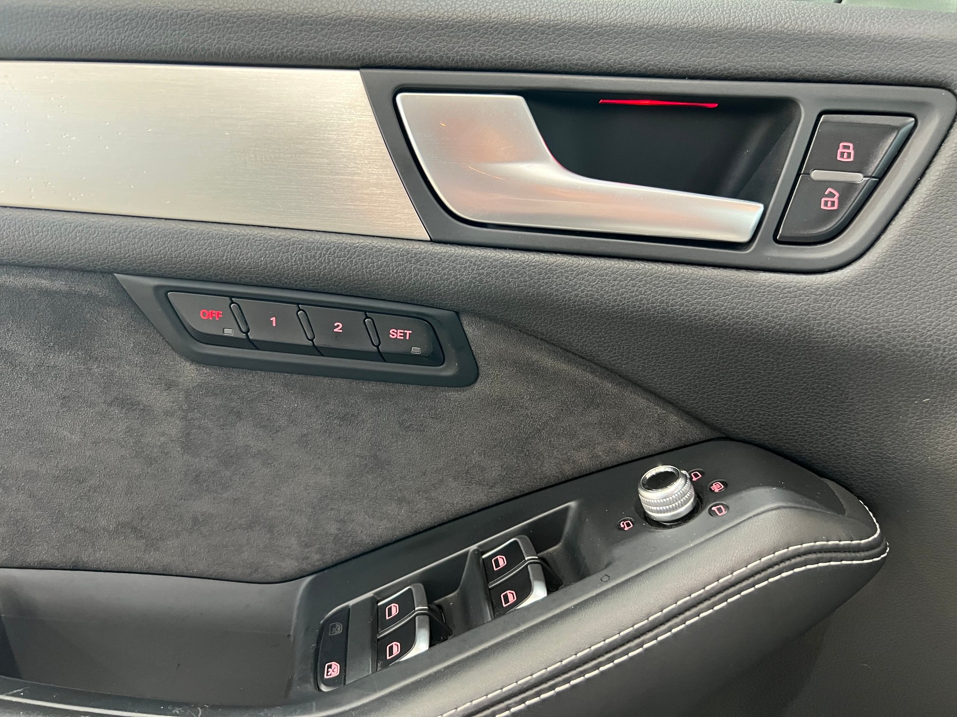AUDI Q5 3.0 TFSI qu**S-Line,AHK,Rückfahrtkam,Panodach,Frisch ab MFK**-image-10