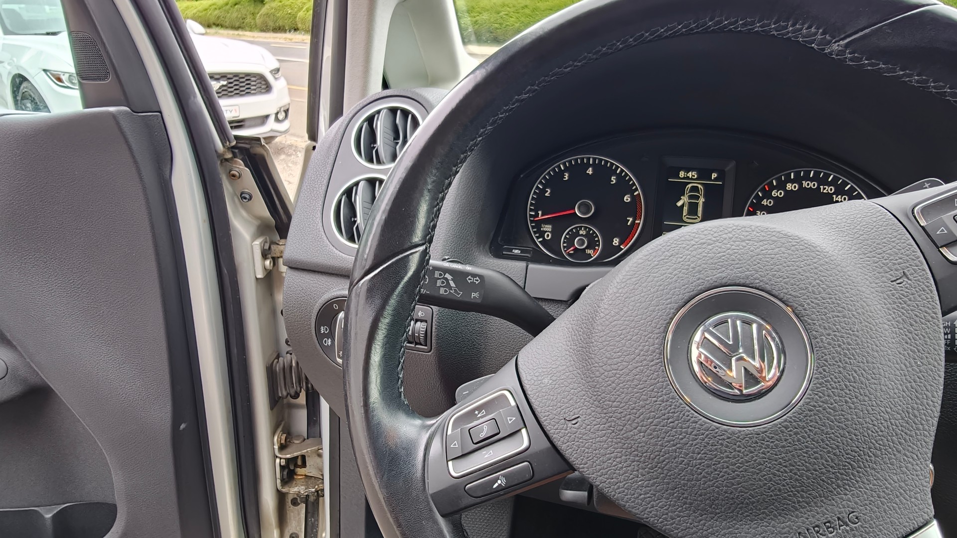 VW Golf Plus 1.4 TSI Comfortline DSG-image-12