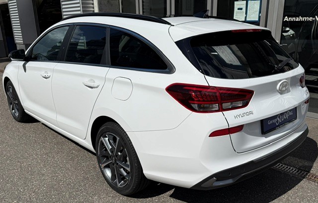 HYUNDAI i30 Wagon 1.5 T-GDi Vertex-image-2