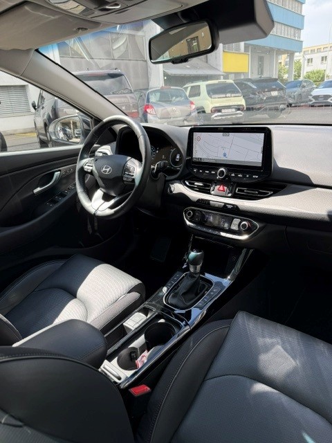 HYUNDAI i30 Wagon 1.5 T-GDi Vertex-image-10
