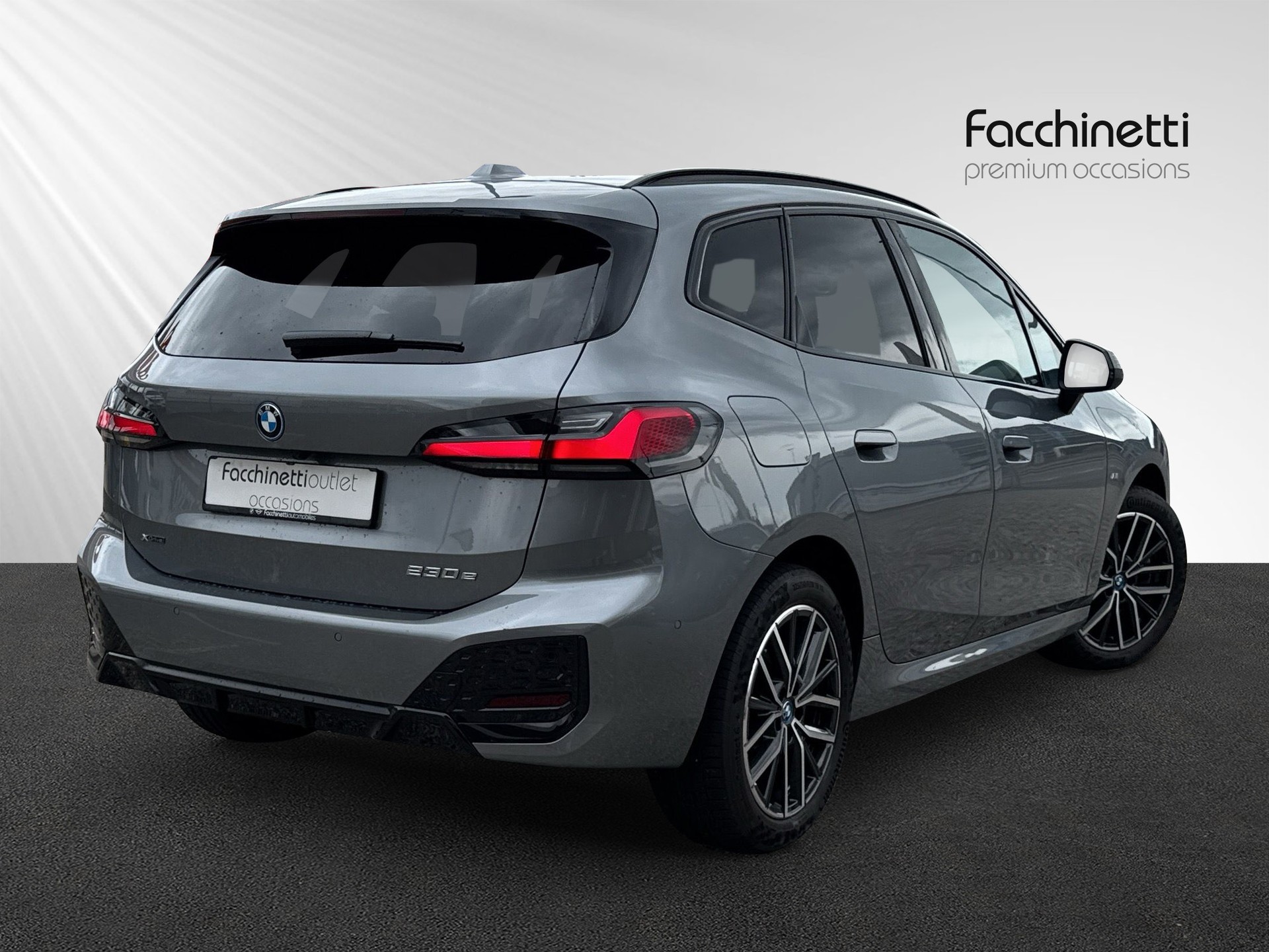 BMW 230e xDrive Active Tourer M Sport-image-2