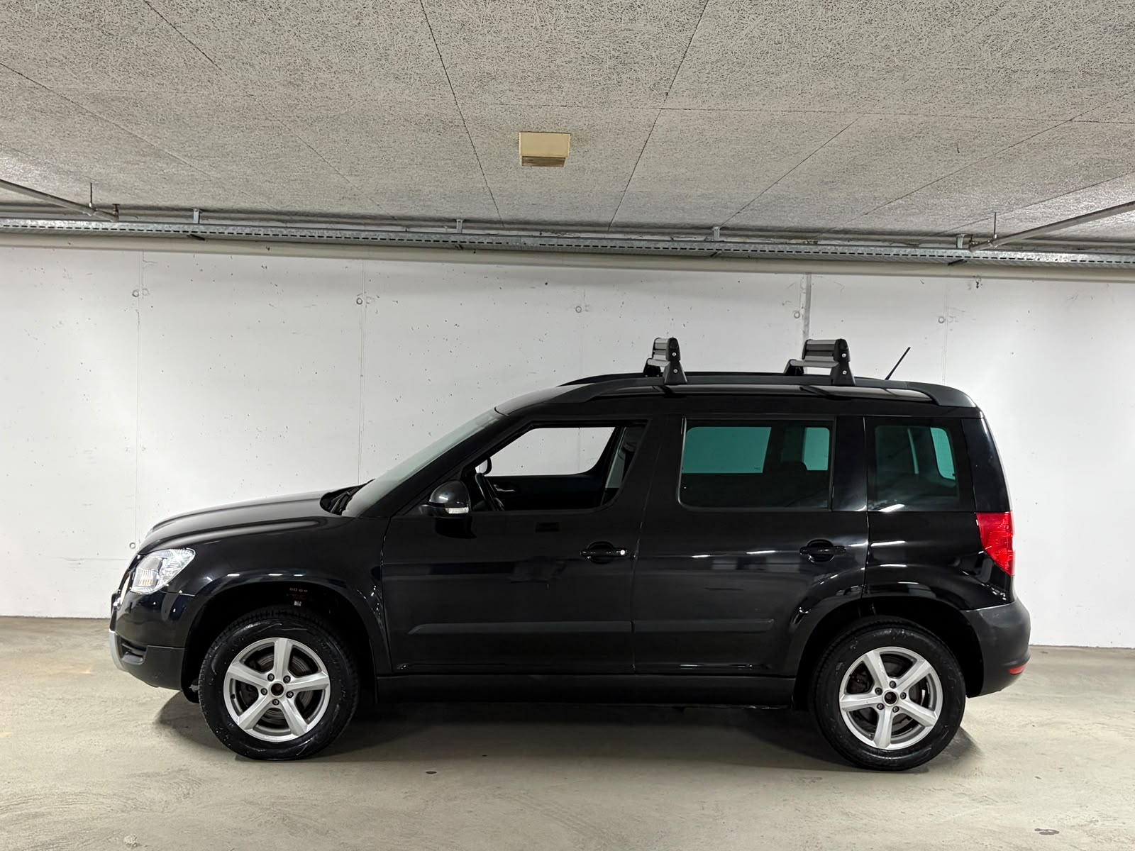 SKODA Yeti 1.8 TSI Experience 4x4-image-2