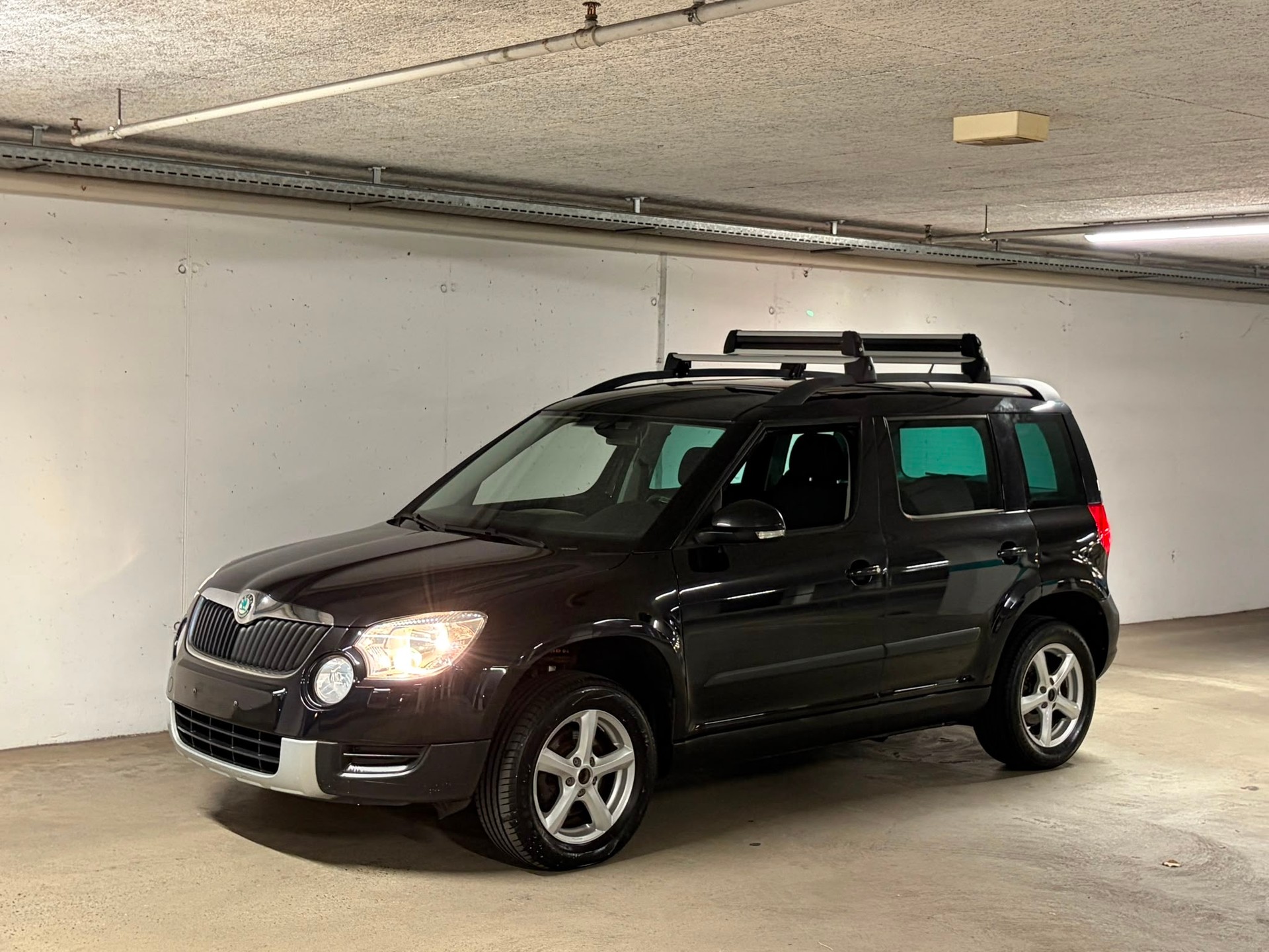 SKODA Yeti 1.8 TSI Experience 4x4-image-0
