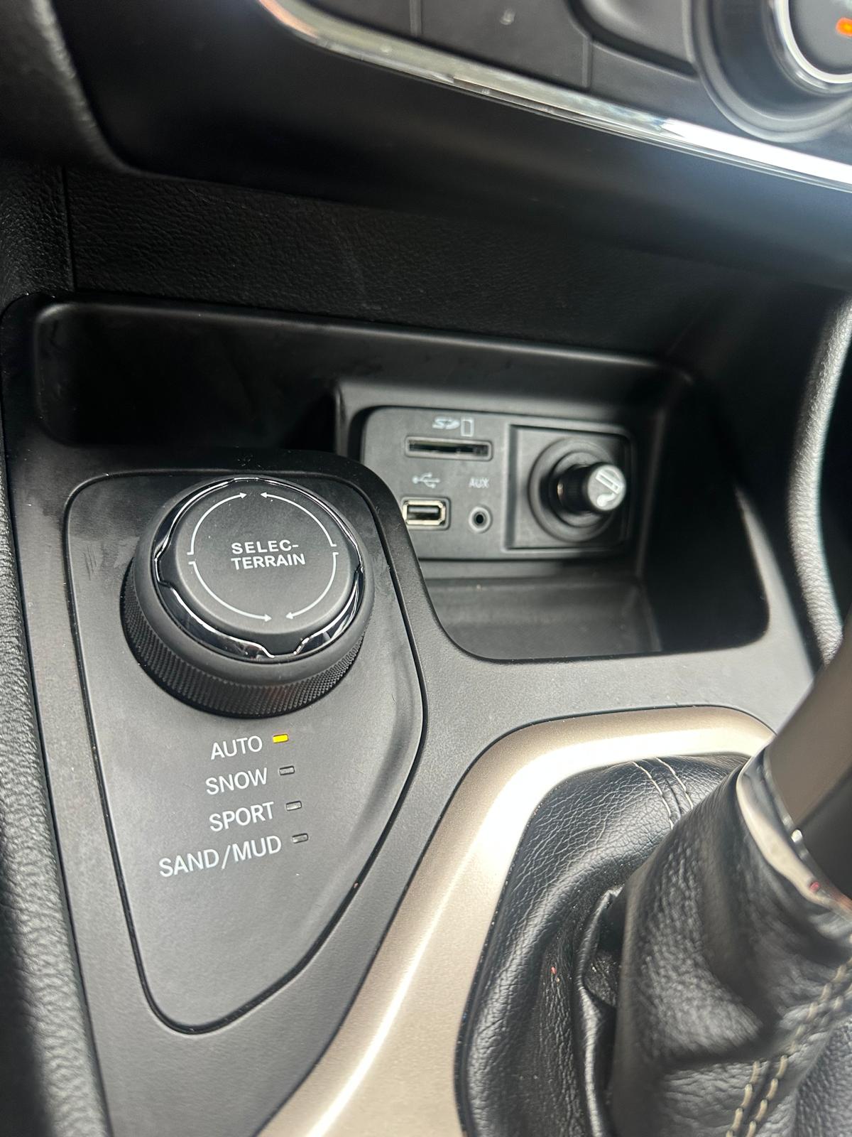 JEEP Cherokee 3.2 Trailhawk AWD 9ATX-image-18