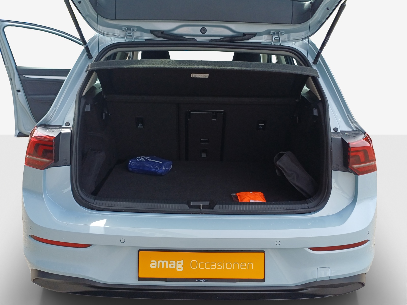 VW Golf 1.5 e TSI mHEV Life DSG-image-12