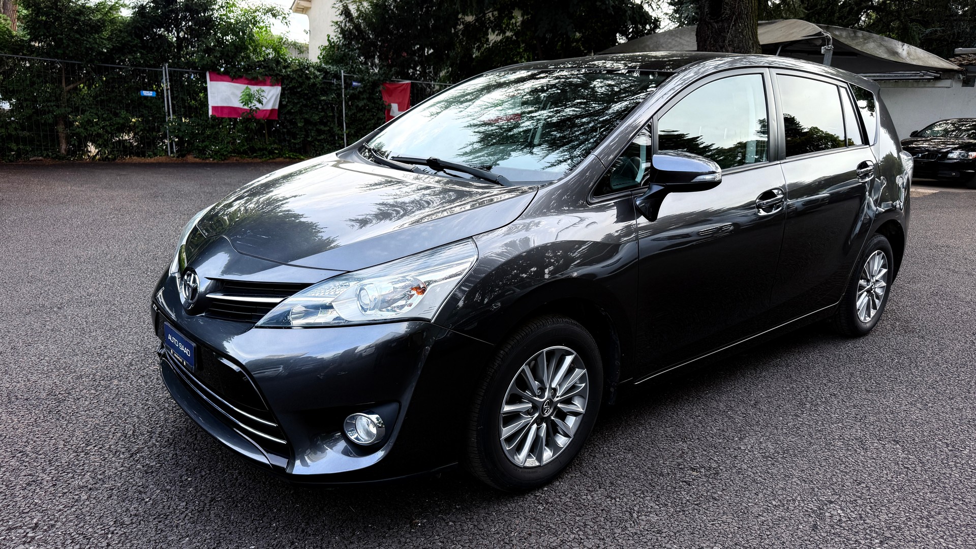 TOYOTA Verso 1.8 Sol-image-2